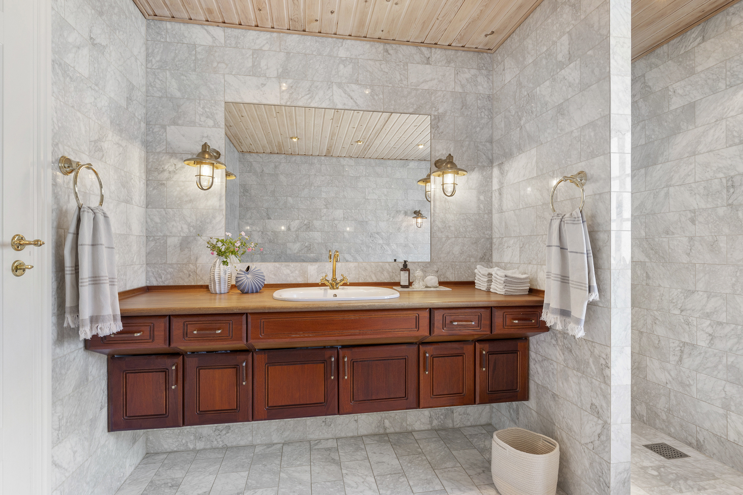 Fremhævet badeværelse billede i fuldskærmstilstand. Billede af Lounsvej 19, Lovns, 9640 Farsø