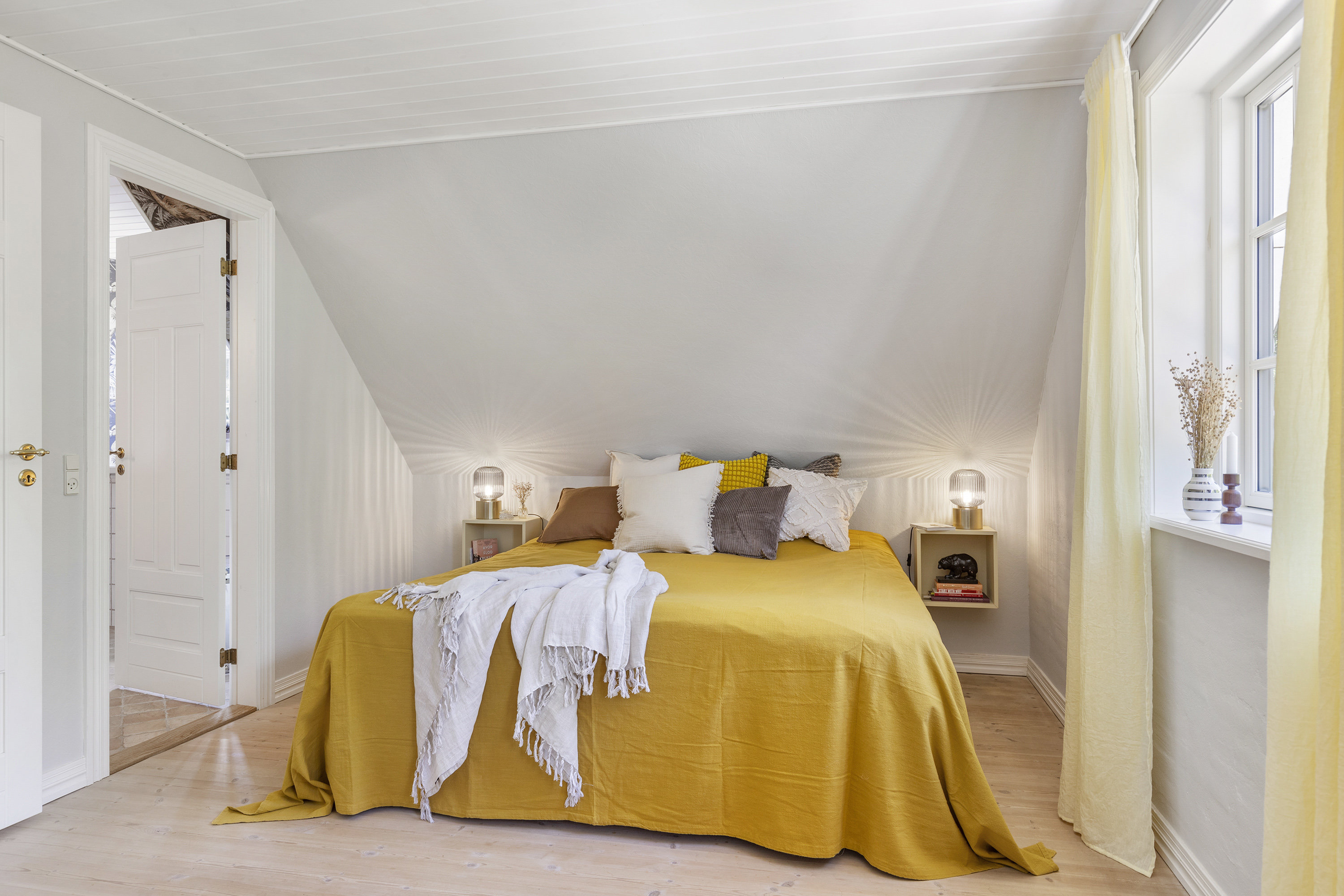 Fremhævet soveværelse billede i fuldskærmstilstand. Billede af Lounsvej 19, Lovns, 9640 Farsø