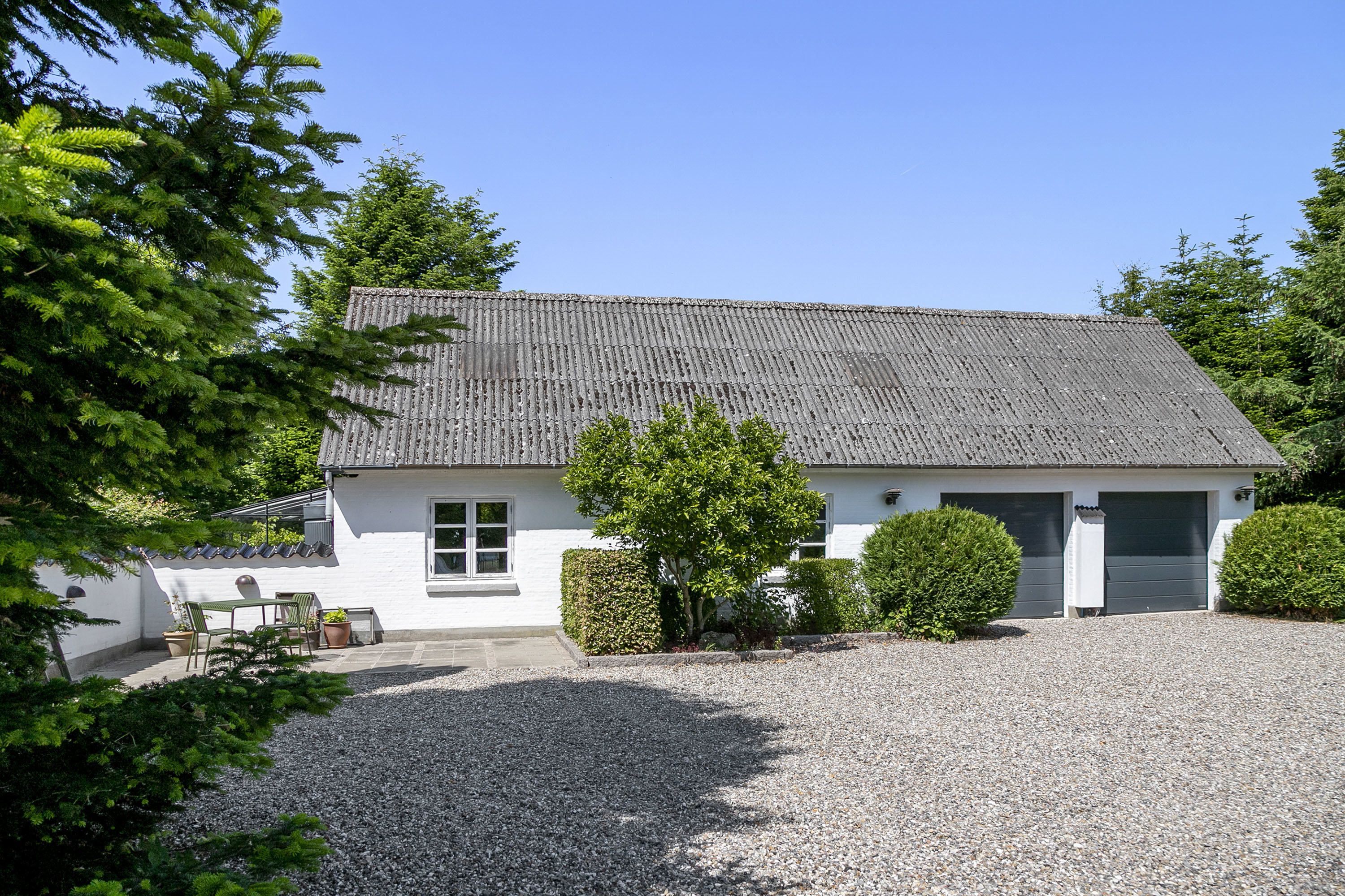 Fremhævet garage billede i fuldskærmstilstand. Billede af Lounsvej 19, Lovns, 9640 Farsø