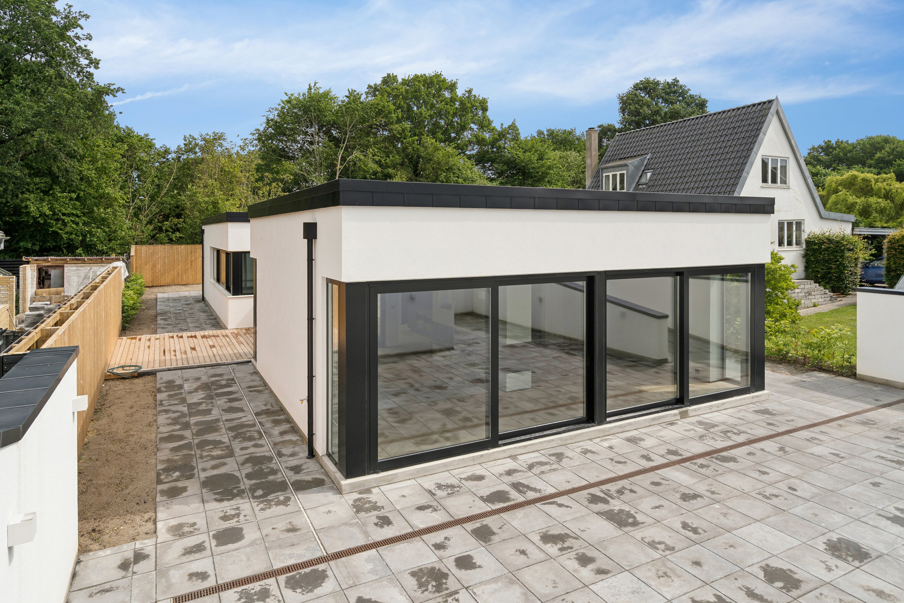 Fremhævet set fra vejen billede i fuldskærmstilstand. Billede af Højløkke Allé 41, Næsby, 5270 Odense N