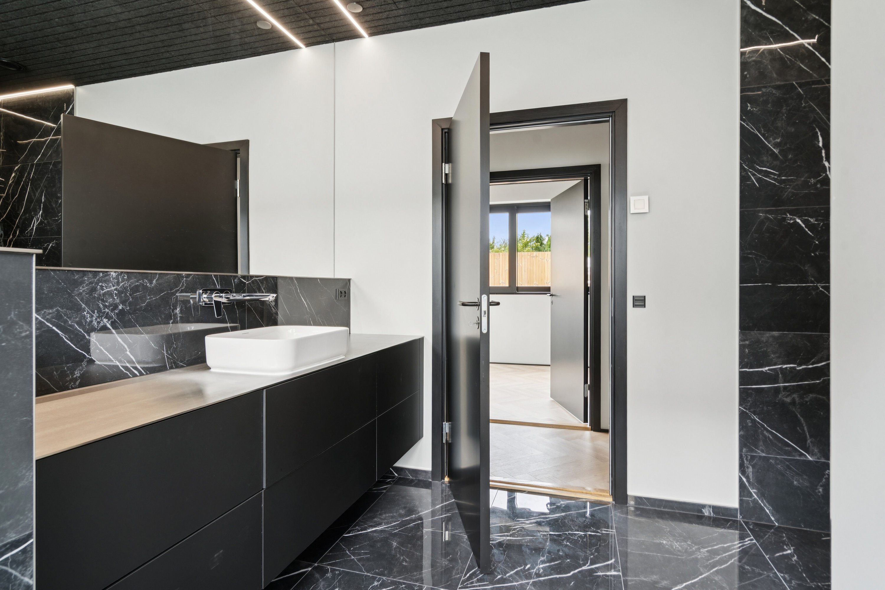 Fremhævet indendørs billede i fuldskærmstilstand. Billede af Højløkke Allé 41, Næsby, 5270 Odense N