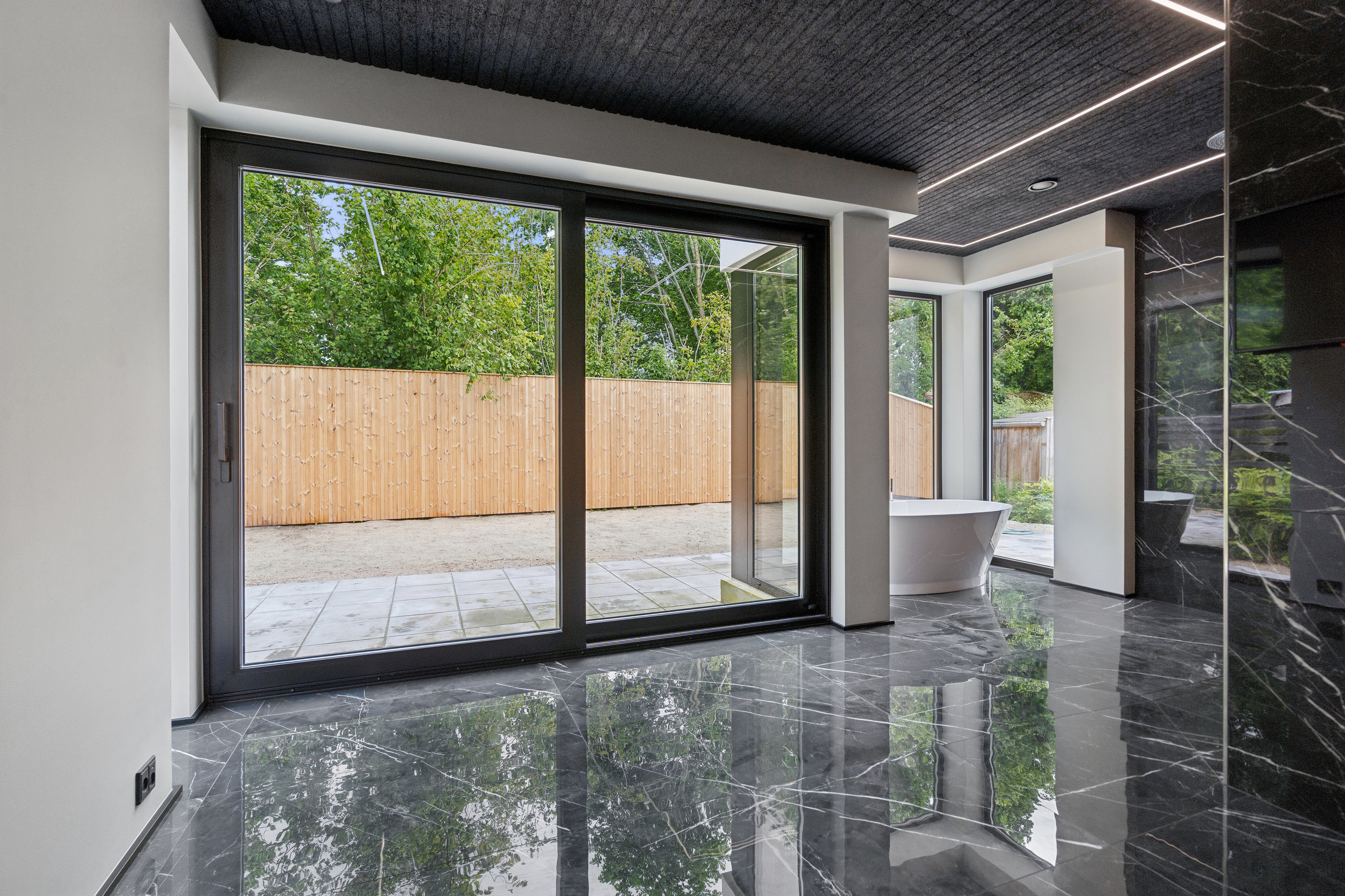 Fremhævet badeværelse billede i fuldskærmstilstand. Billede af Højløkke Allé 41, Næsby, 5270 Odense N