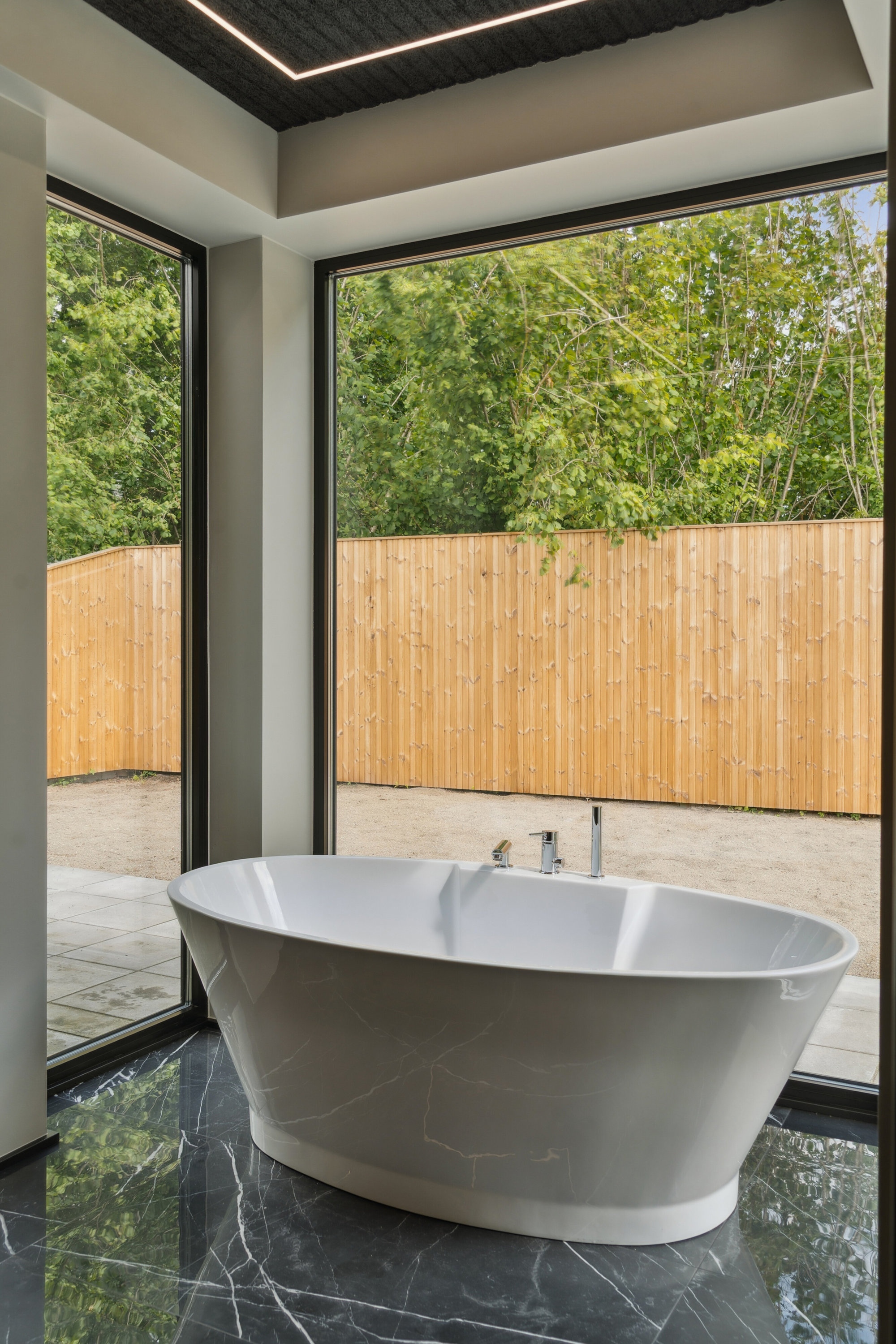 Fremhævet badeværelse billede i fuldskærmstilstand. Billede af Højløkke Allé 41, Næsby, 5270 Odense N