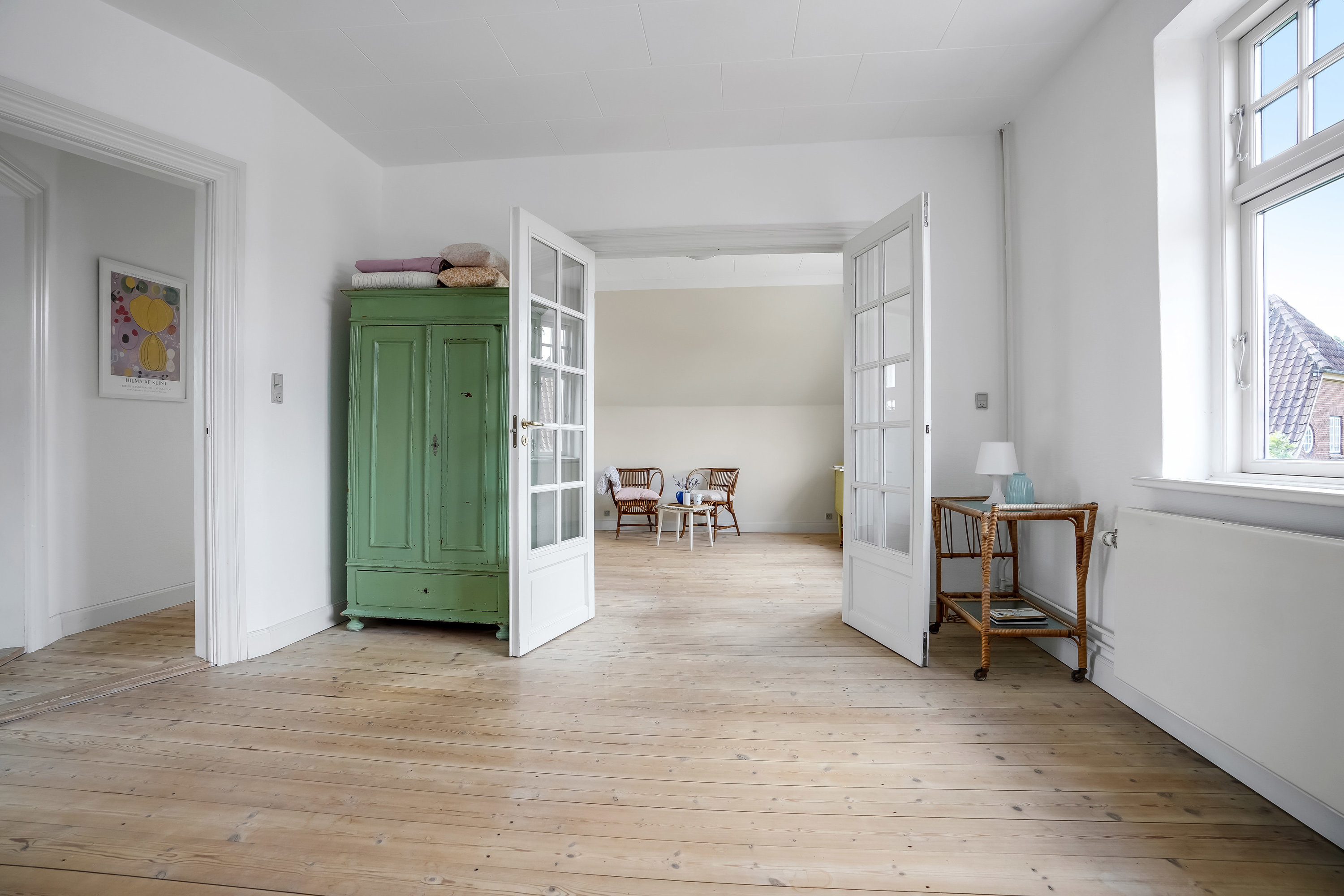 Fremhævet stue billede i fuldskærmstilstand. Billede af Haraldsgade 20, 5000 Odense C