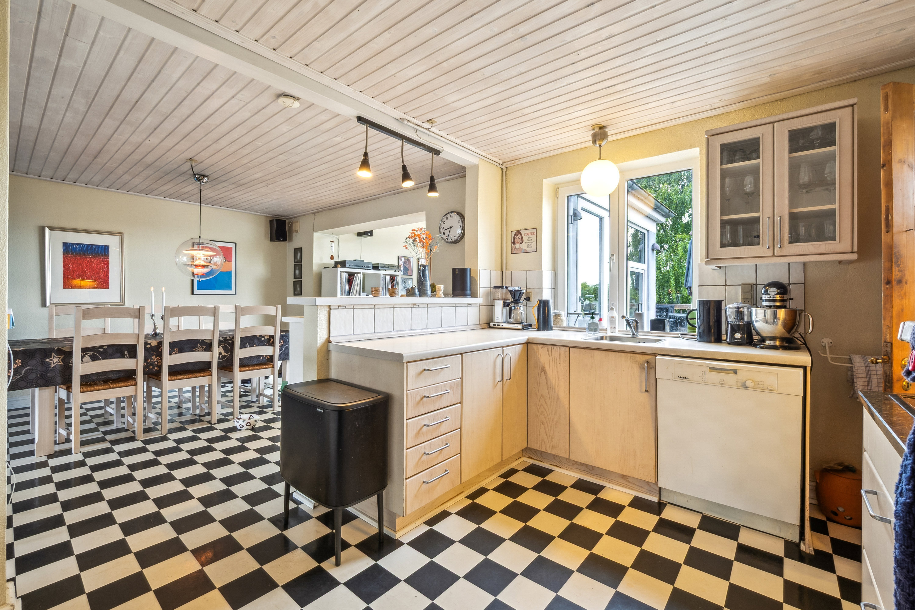 Fremhævet køkken billede i fuldskærmstilstand. Billede af Kompagnigade 18, 7800 Skive