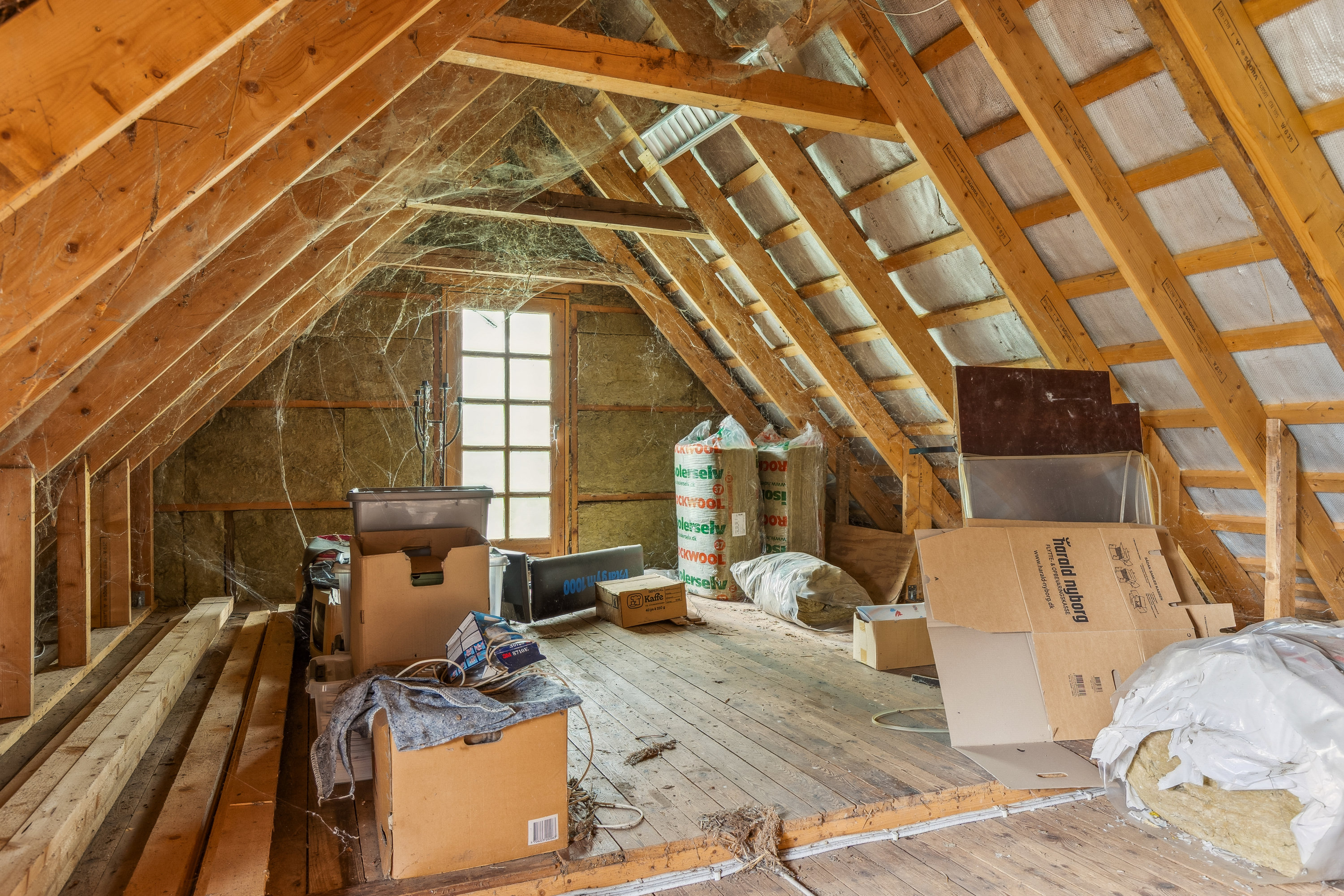 Fremhævet stue billede i fuldskærmstilstand. Billede af Tissøvej 29, Jorløse, 4490 Jerslev Sjælland