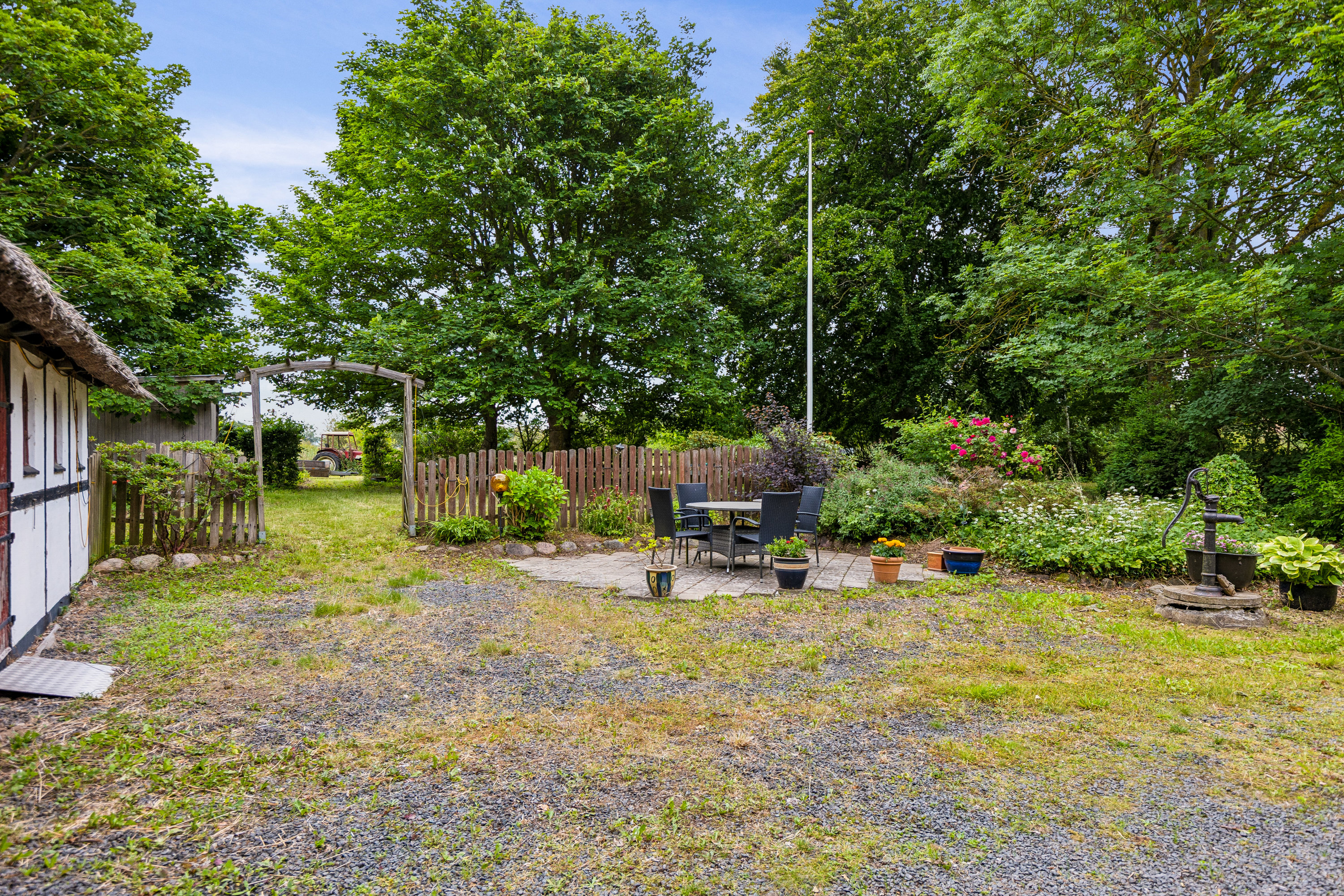 Fremhævet have billede i fuldskærmstilstand. Billede af Tissøvej 29, Jorløse, 4490 Jerslev Sjælland