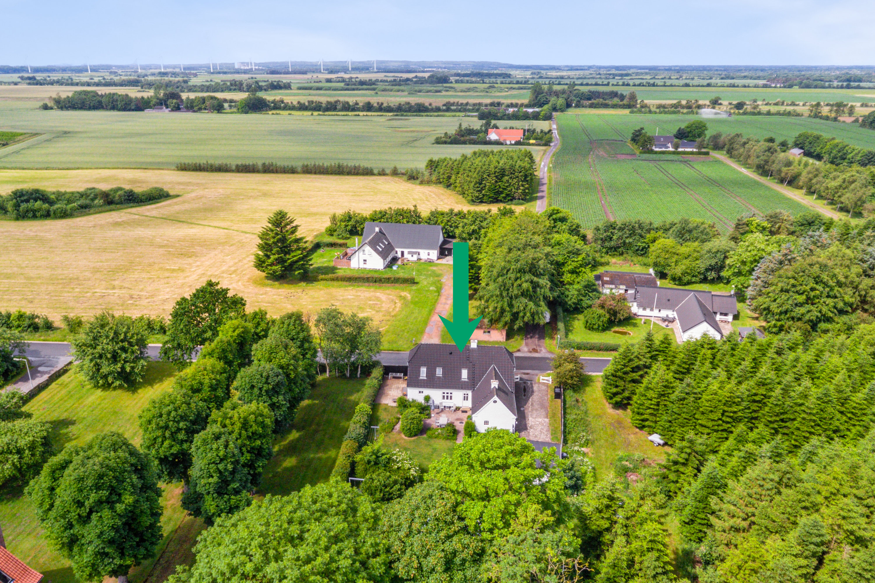 Fremhævet luftfoto billede i fuldskærmstilstand. Billede af V Hassingvej 31, 9320 Hjallerup