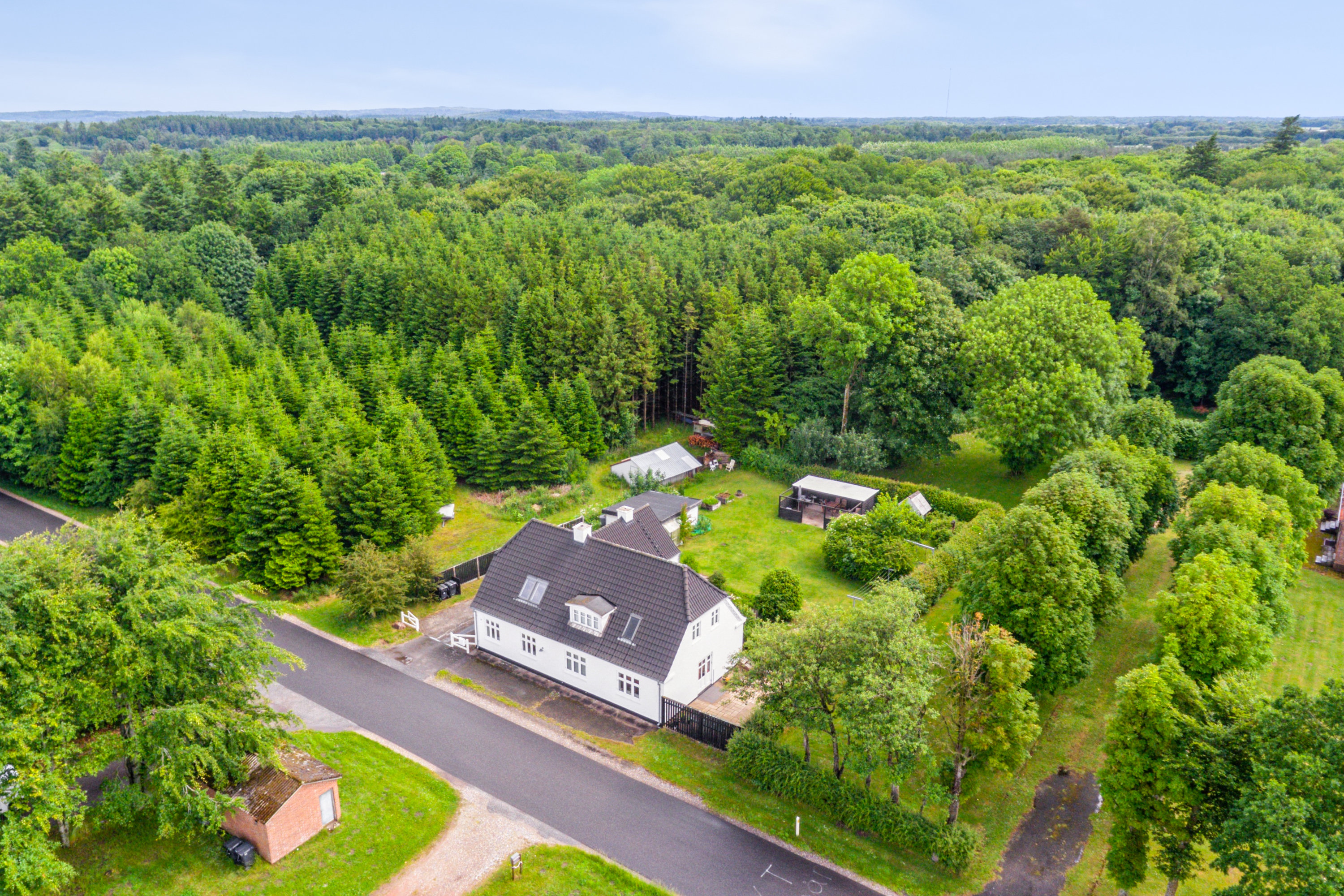 Miniaturebillede 2: luftfoto. Billede af V Hassingvej 31, 9320 Hjallerup