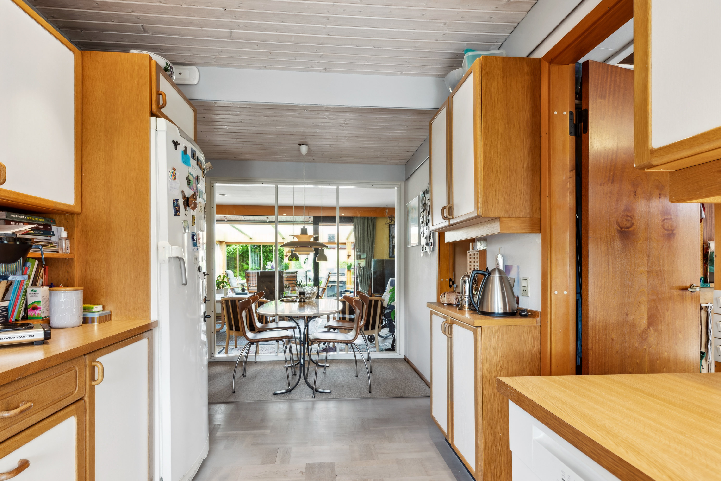 Fremhævet køkken billede i fuldskærmstilstand. Billede af Løvtoften 57, 2630 Taastrup