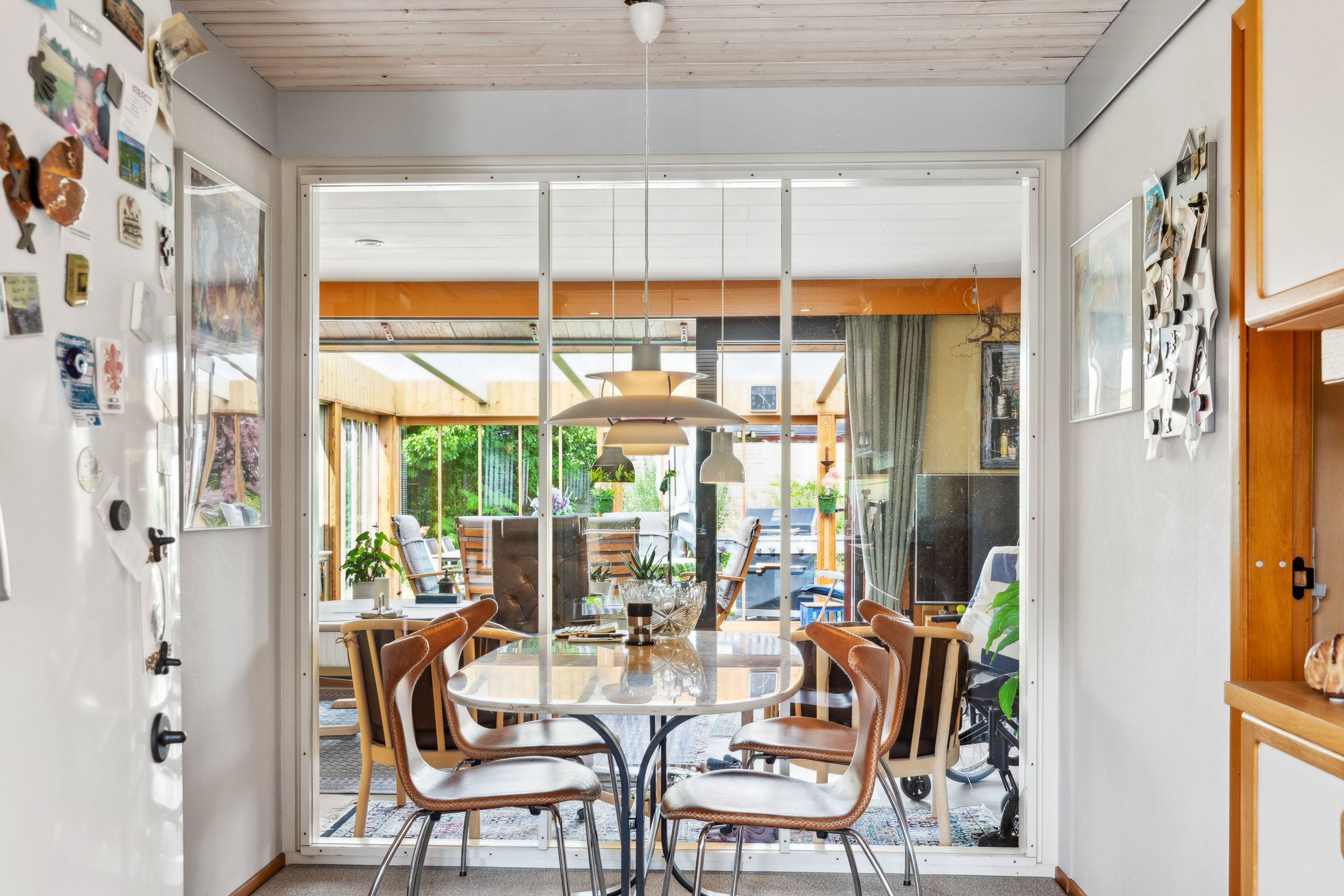 Fremhævet stue billede i fuldskærmstilstand. Billede af Løvtoften 57, 2630 Taastrup