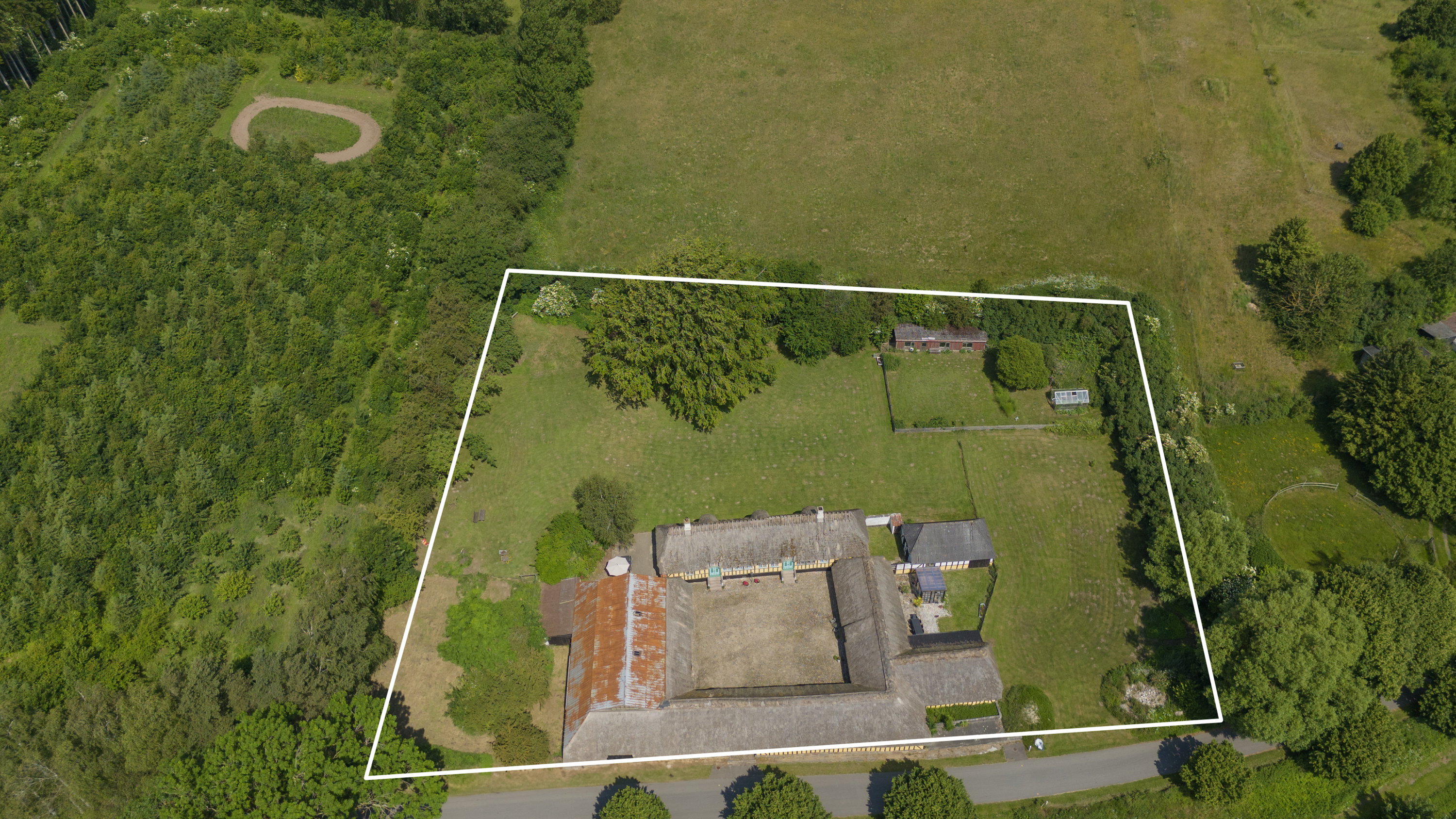 Fremhævet  billede i fuldskærmstilstand. Billede af Strærupvej 3, Strærup, 5683 Haarby