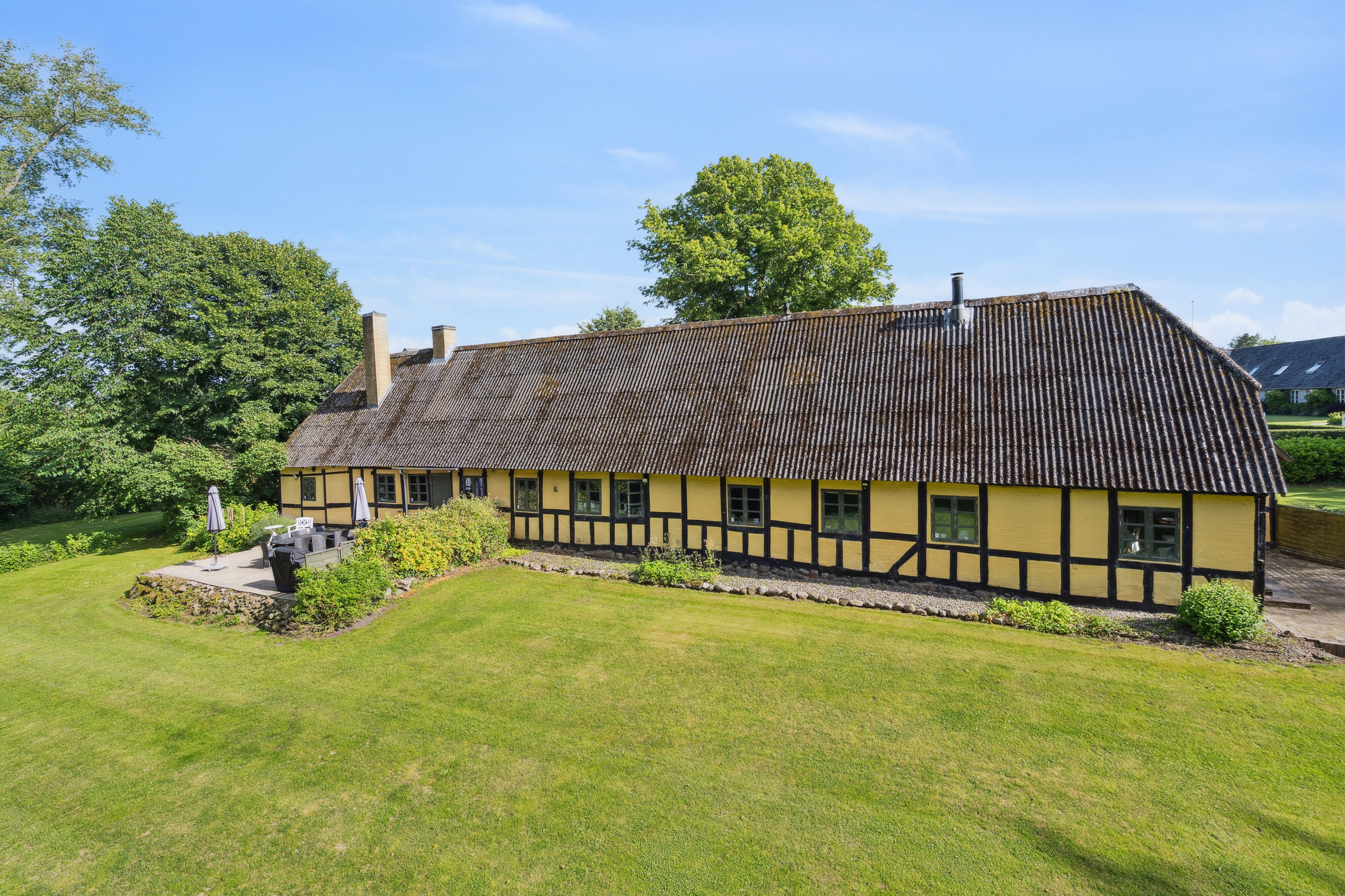 Fremhævet set fra haven billede i fuldskærmstilstand. Billede af Sallinge Ågade 14, Sallinge, 5750 Ringe