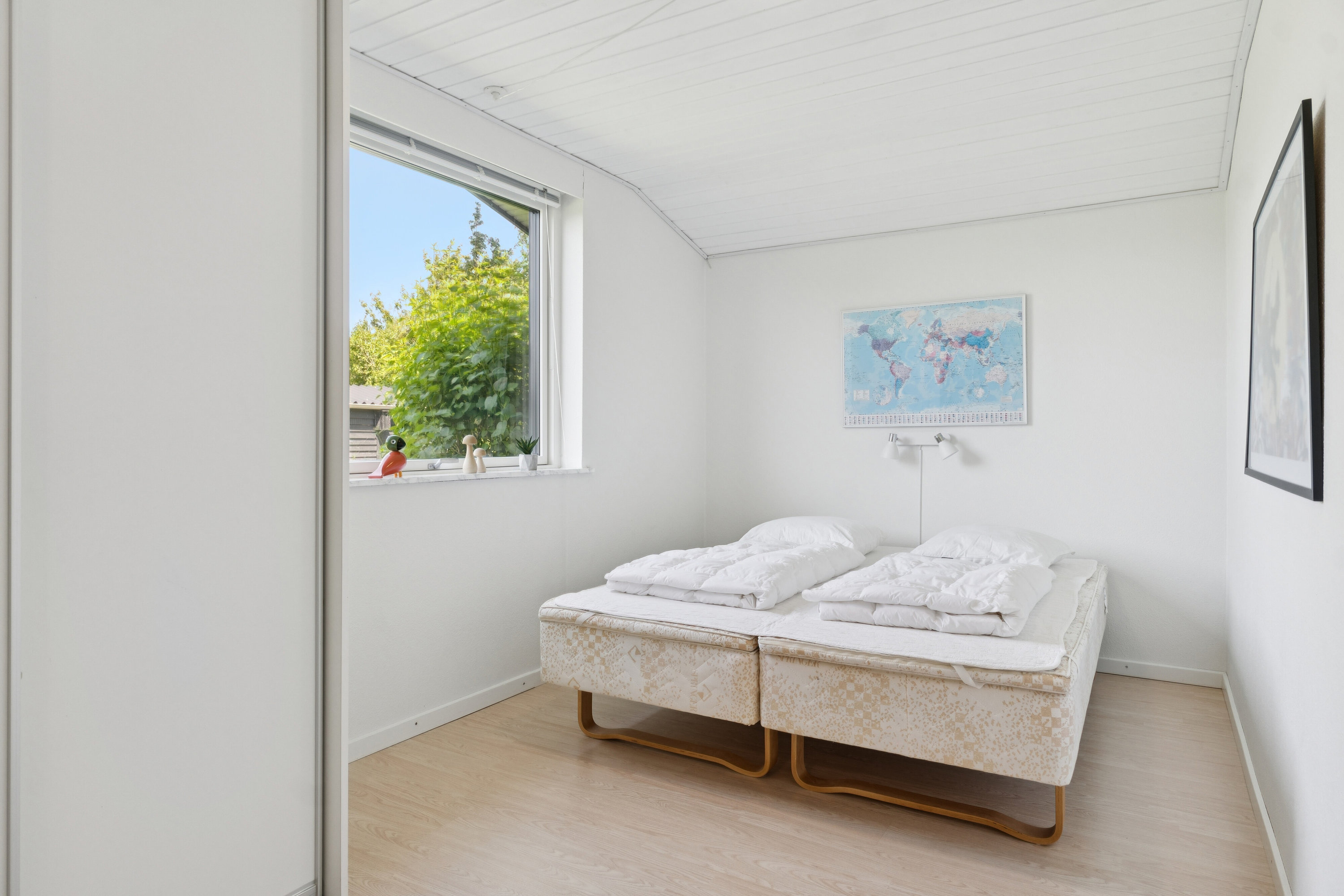 Fremhævet soveværelse billede i fuldskærmstilstand. Billede af Digesmuttevej 7, 9800 Hjørring