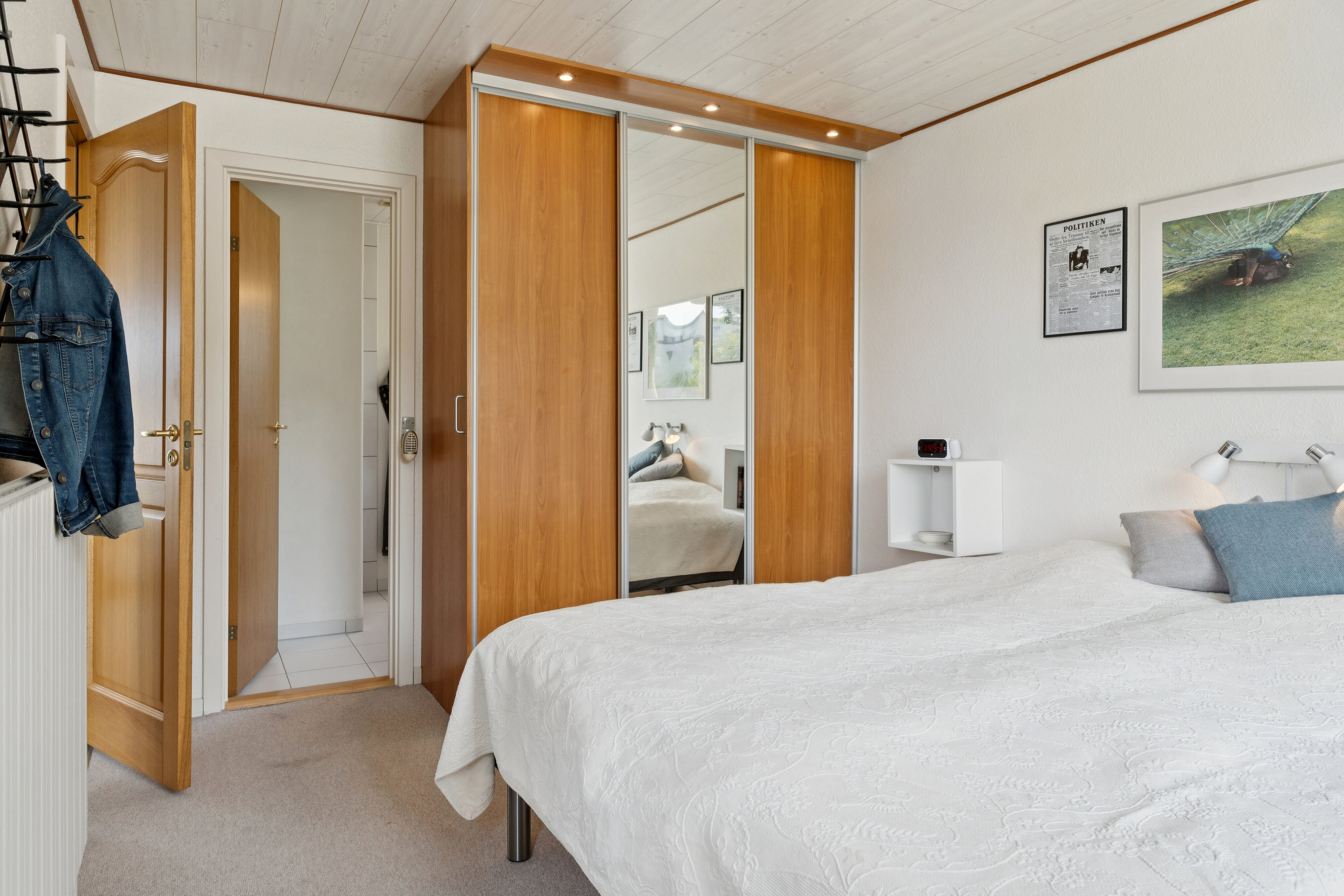 Fremhævet soveværelse billede i fuldskærmstilstand. Billede af Digesmuttevej 7, 9800 Hjørring