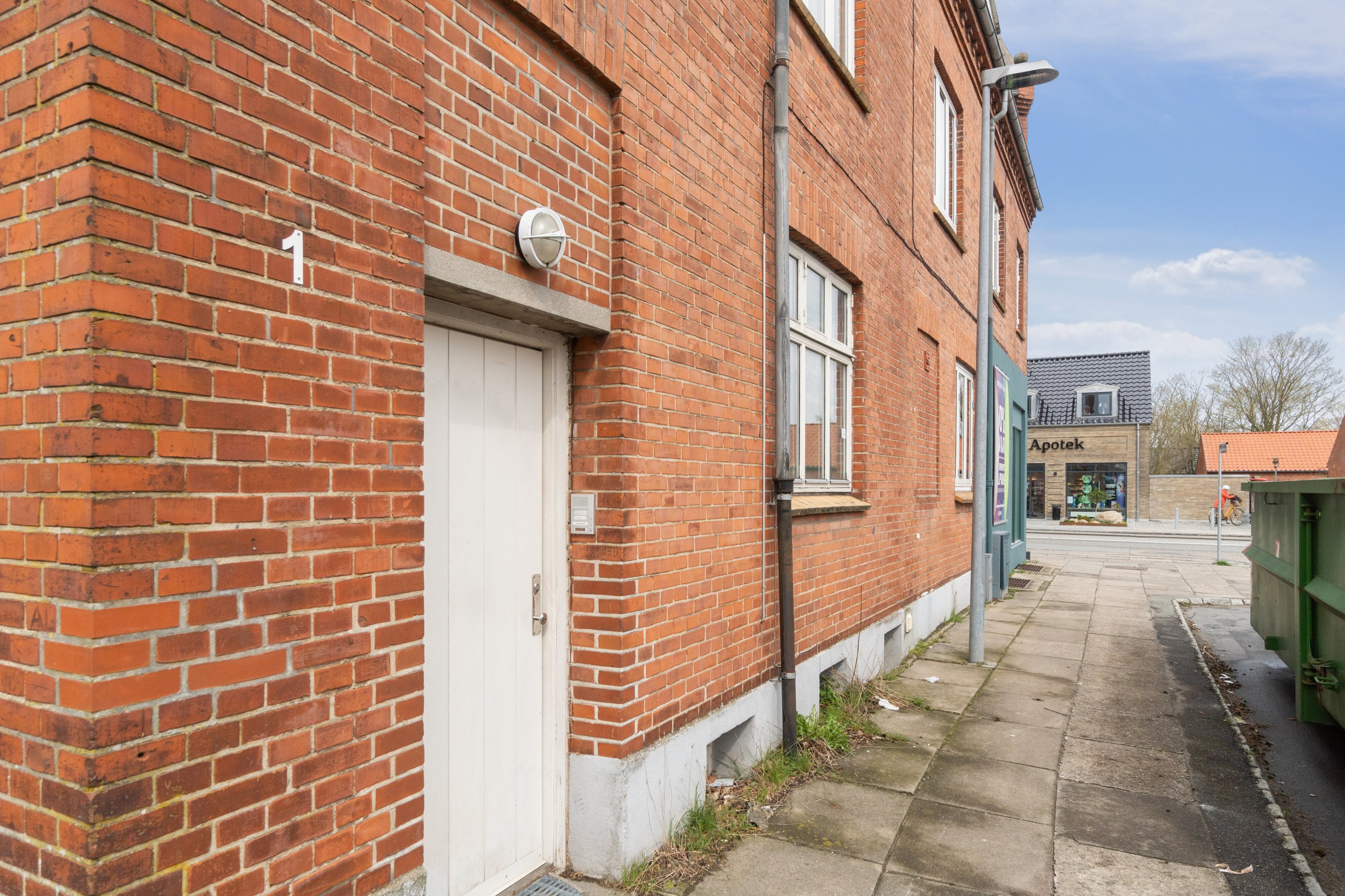 Fremhævet udendørs billede i fuldskærmstilstand. Billede af Skjoldborgsvej 1, 2., Næsby, 5270 Odense N