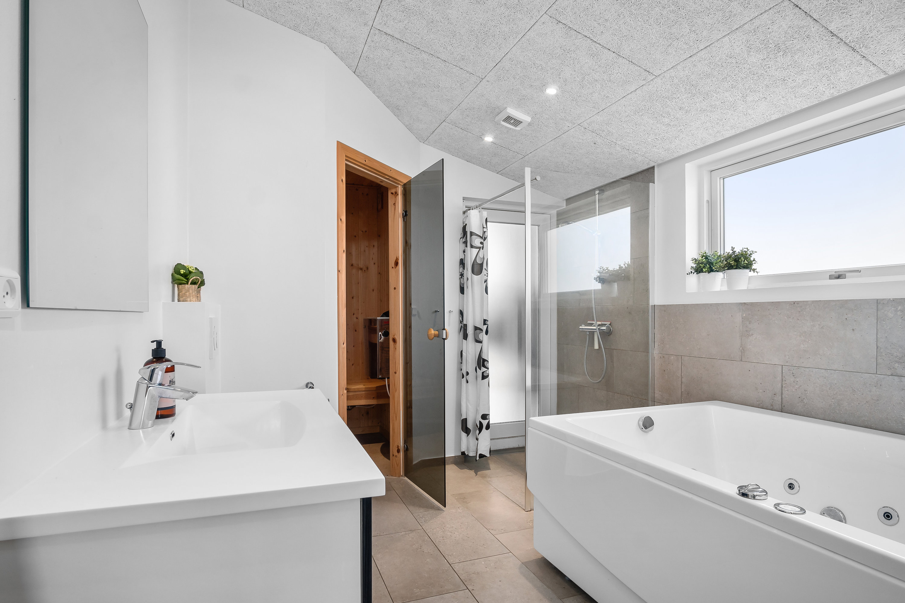 Fremhævet  billede i fuldskærmstilstand. Billede af Søborgen 4, Vilstrup, 6100 Haderslev