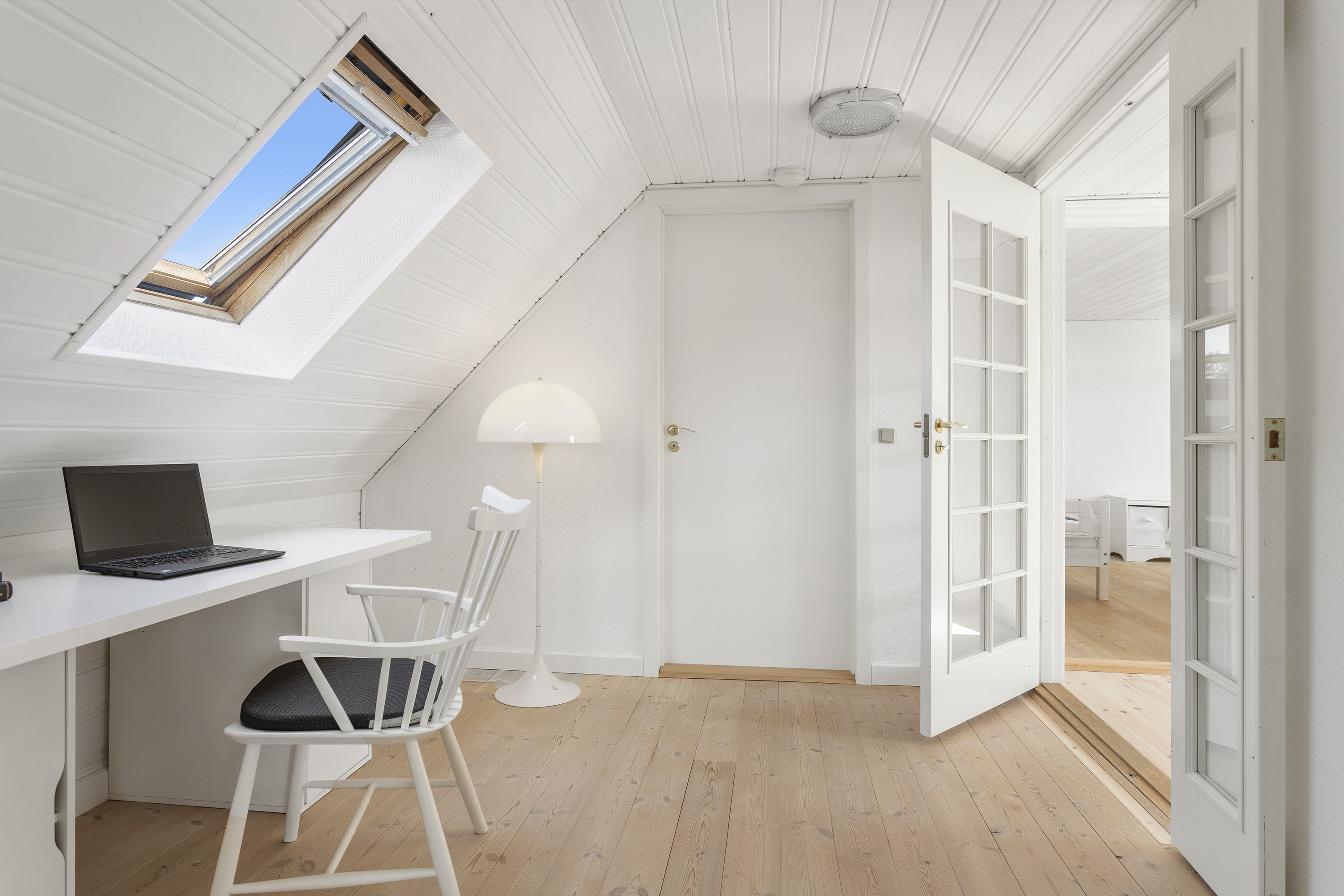 Fremhævet kontor billede i fuldskærmstilstand. Billede af Nørtvedvej 8, 9970 Strandby