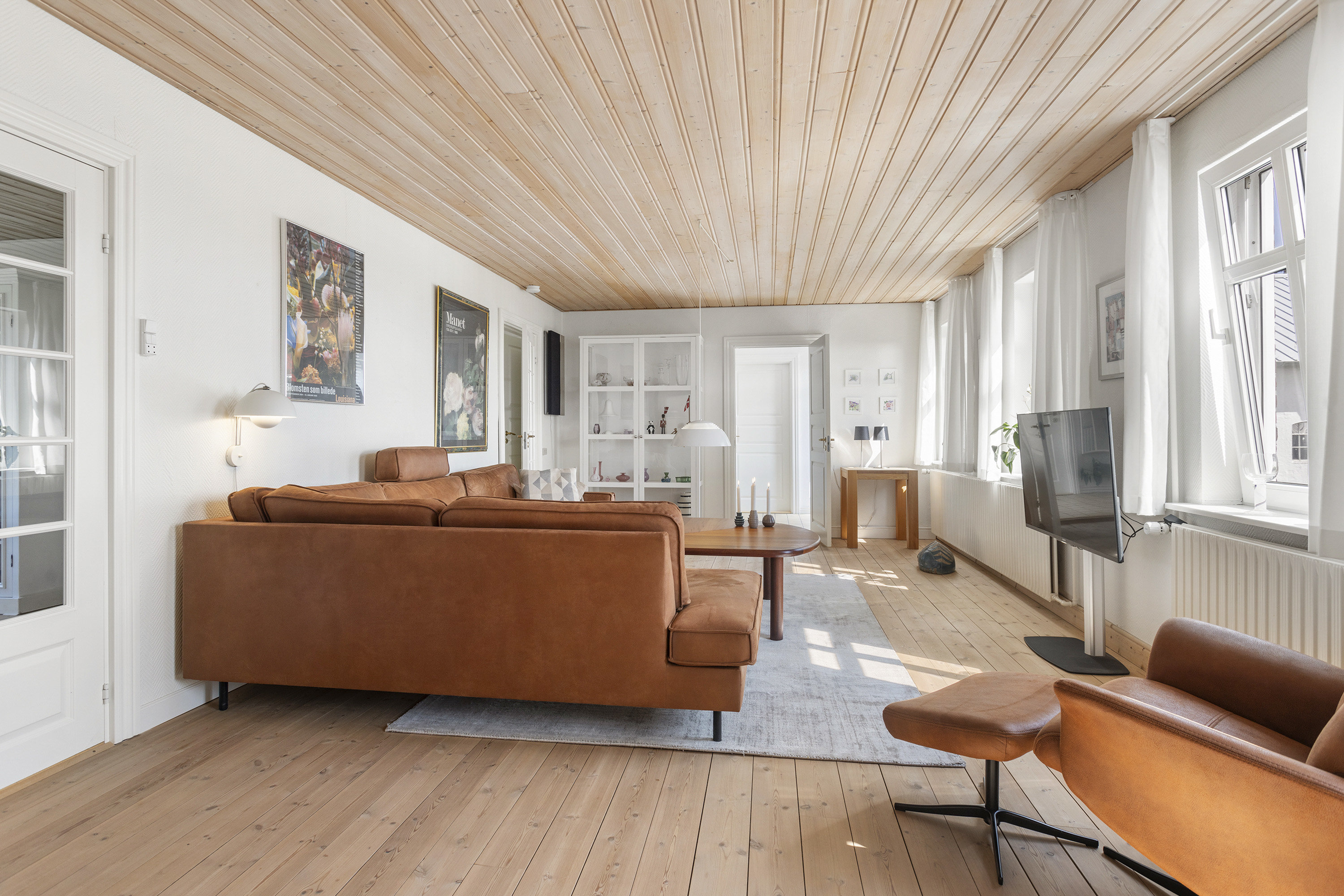 Fremhævet stue billede i fuldskærmstilstand. Billede af Nørtvedvej 8, 9970 Strandby