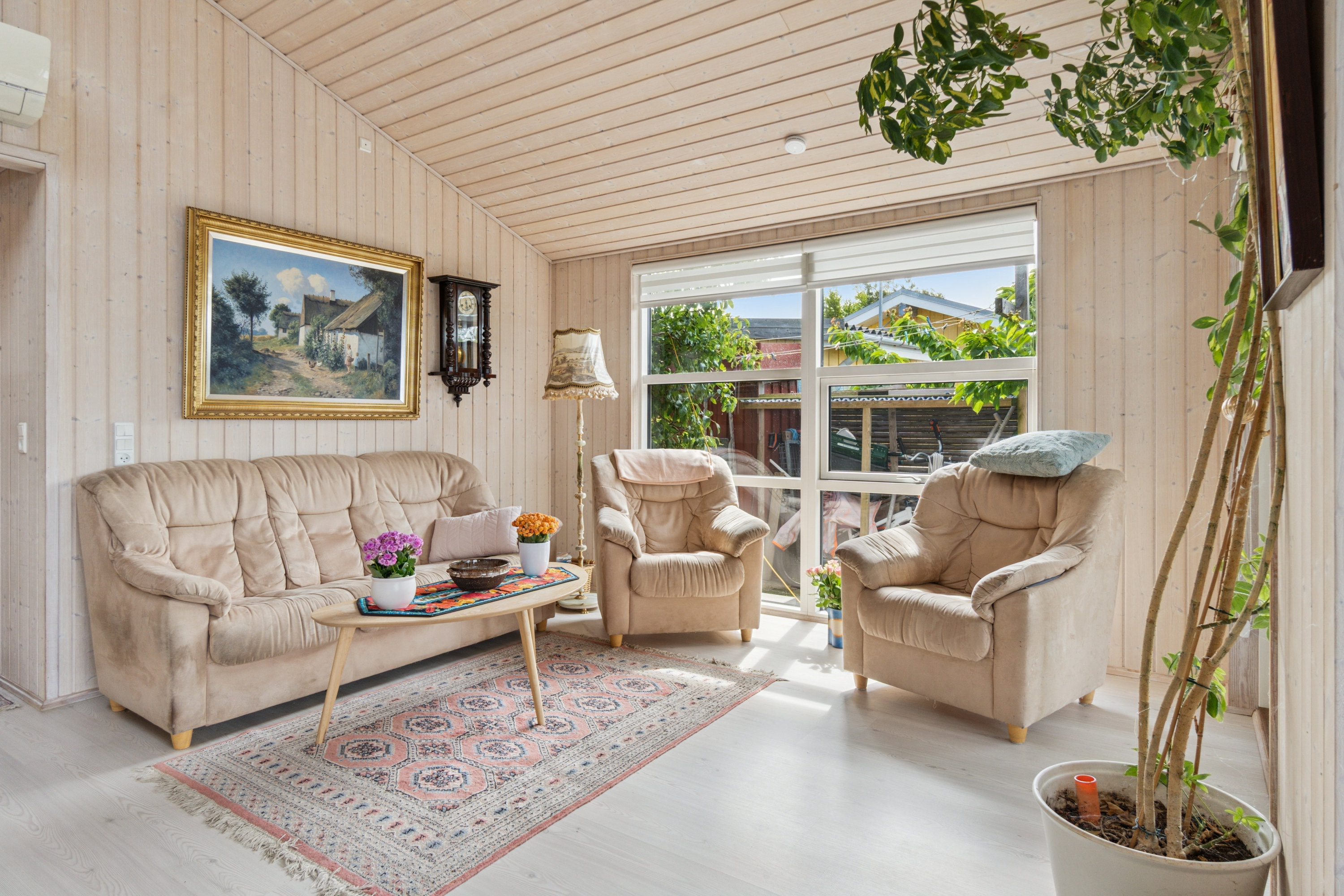 Fremhævet stue billede i fuldskærmstilstand. Billede af Granskoven 50, 4220 Korsør