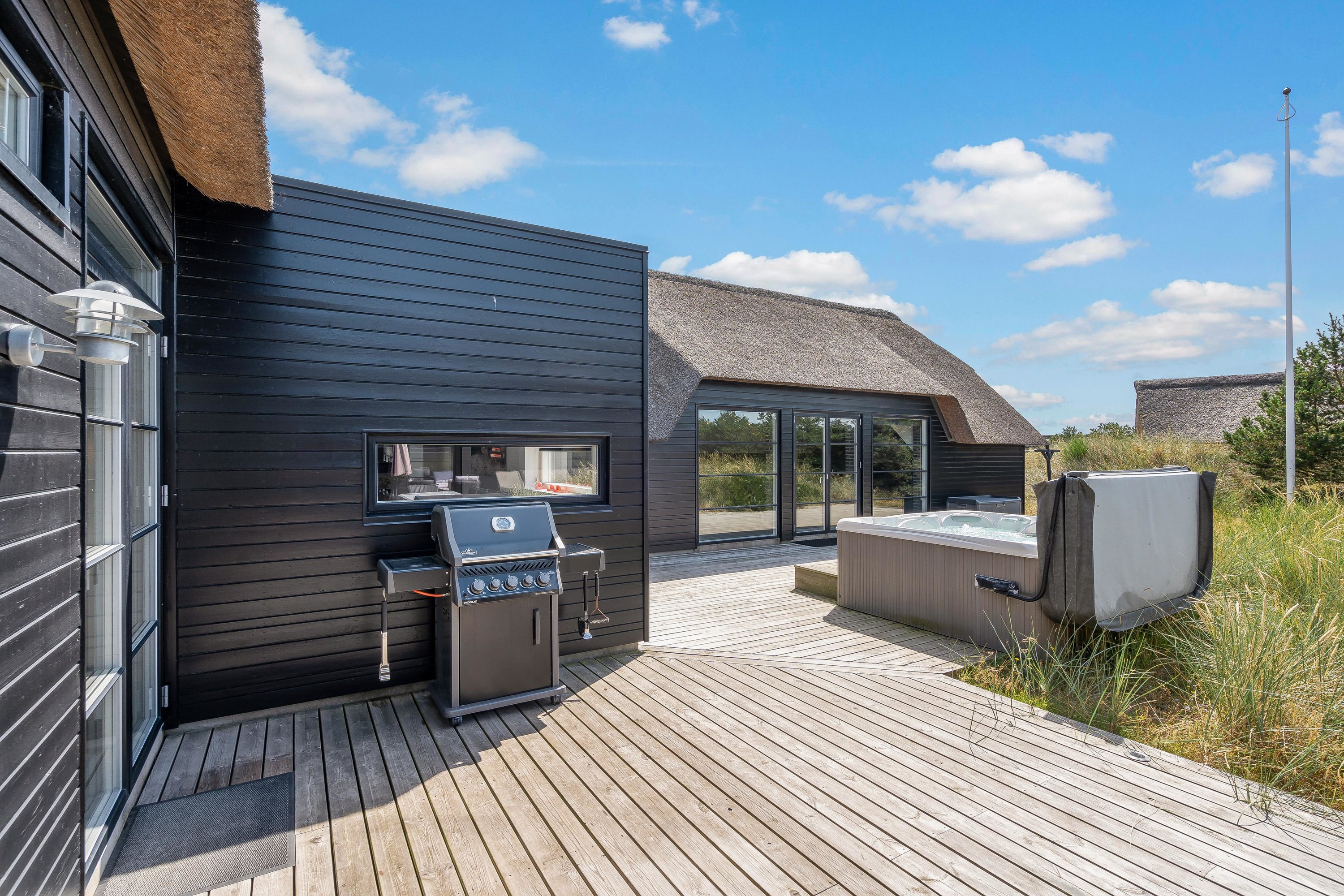 Fremhævet  billede i fuldskærmstilstand. Billede af Stæhrsvej 8, 6857 Blåvand