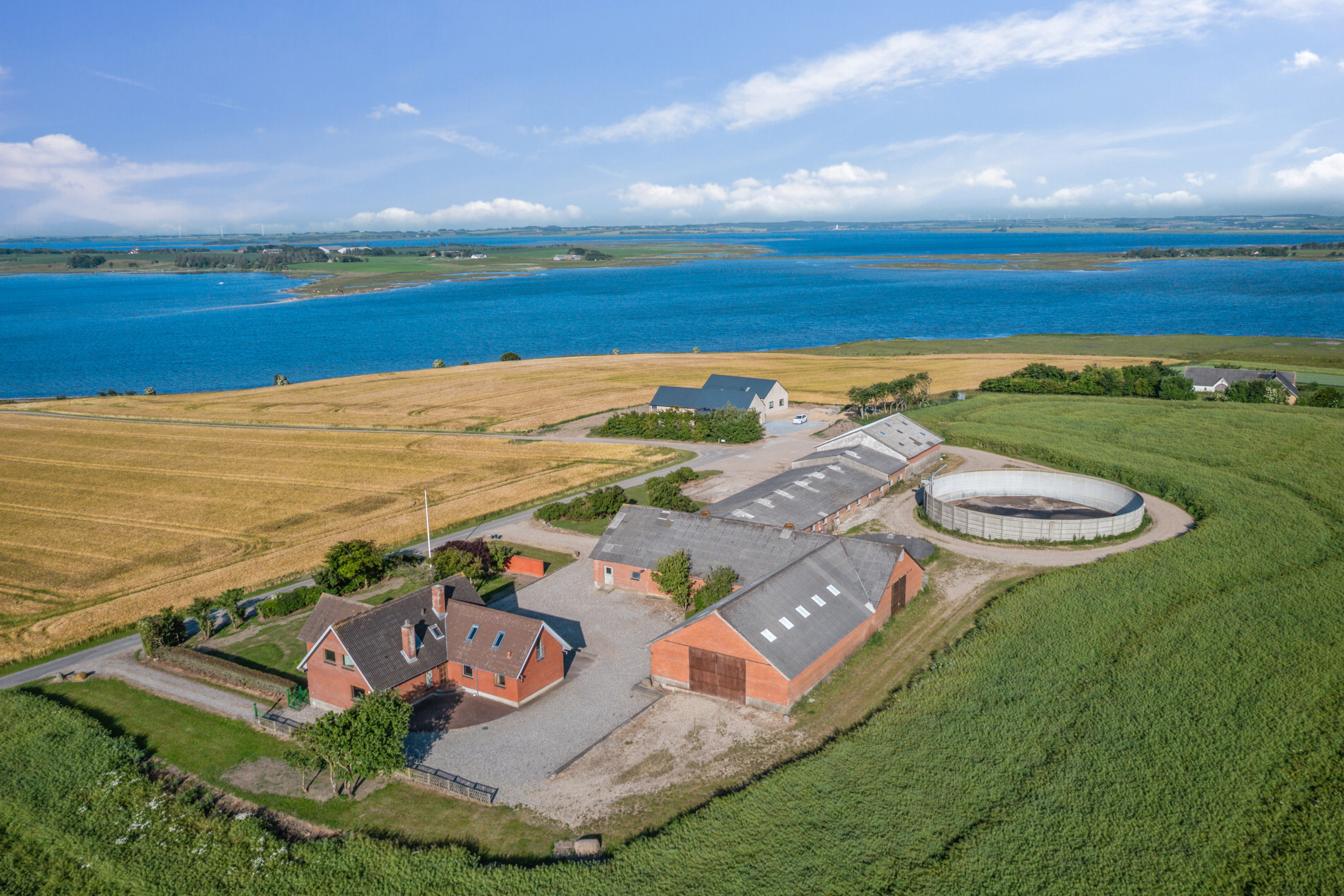 Fremhævet luftfoto billede i fuldskærmstilstand. Billede af Søndermarken 13, Glomstrup, 7970 Redsted M