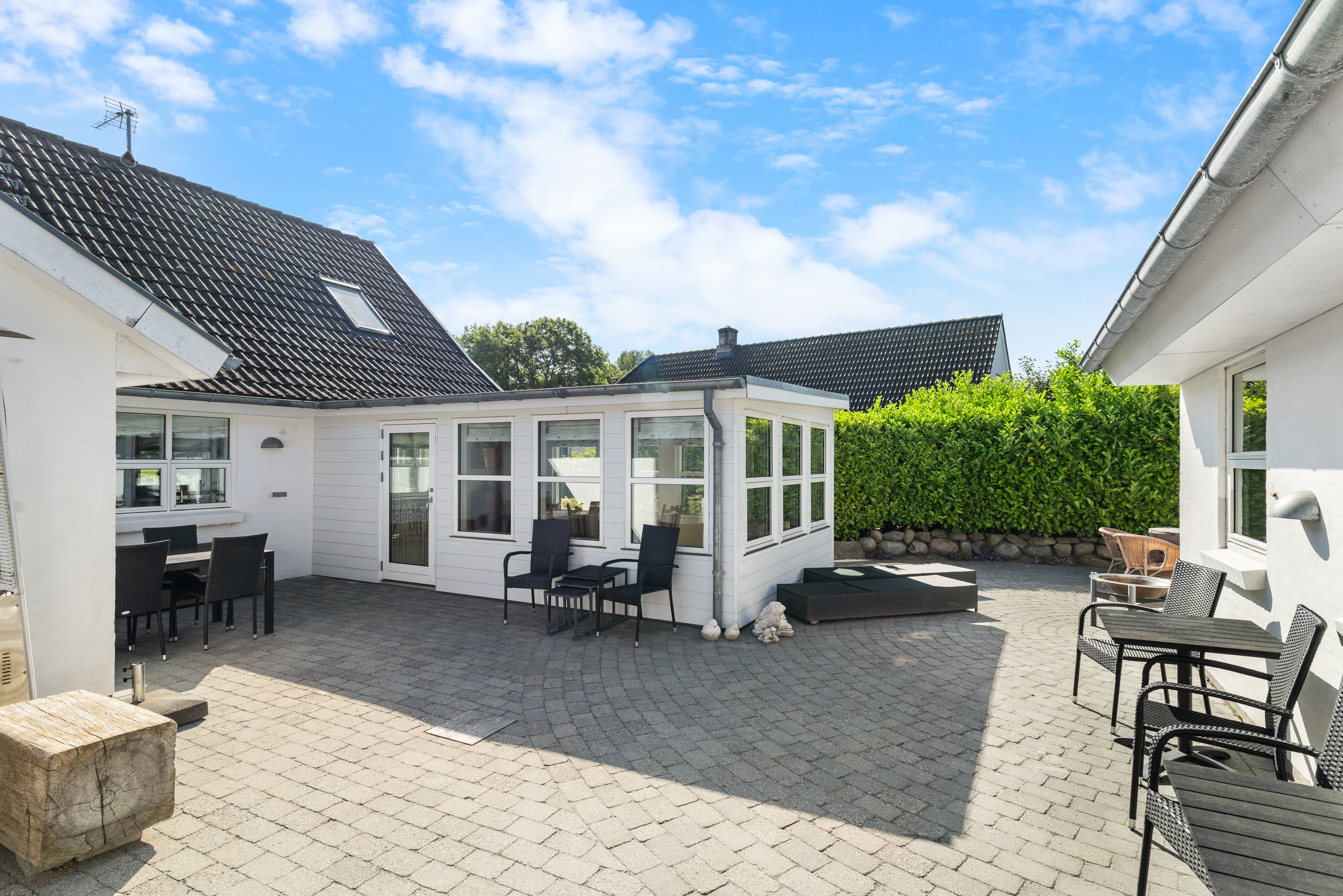 Fremhævet terrasse billede i fuldskærmstilstand. Billede af Assensvej 491, Faldsled, 5642 Millinge