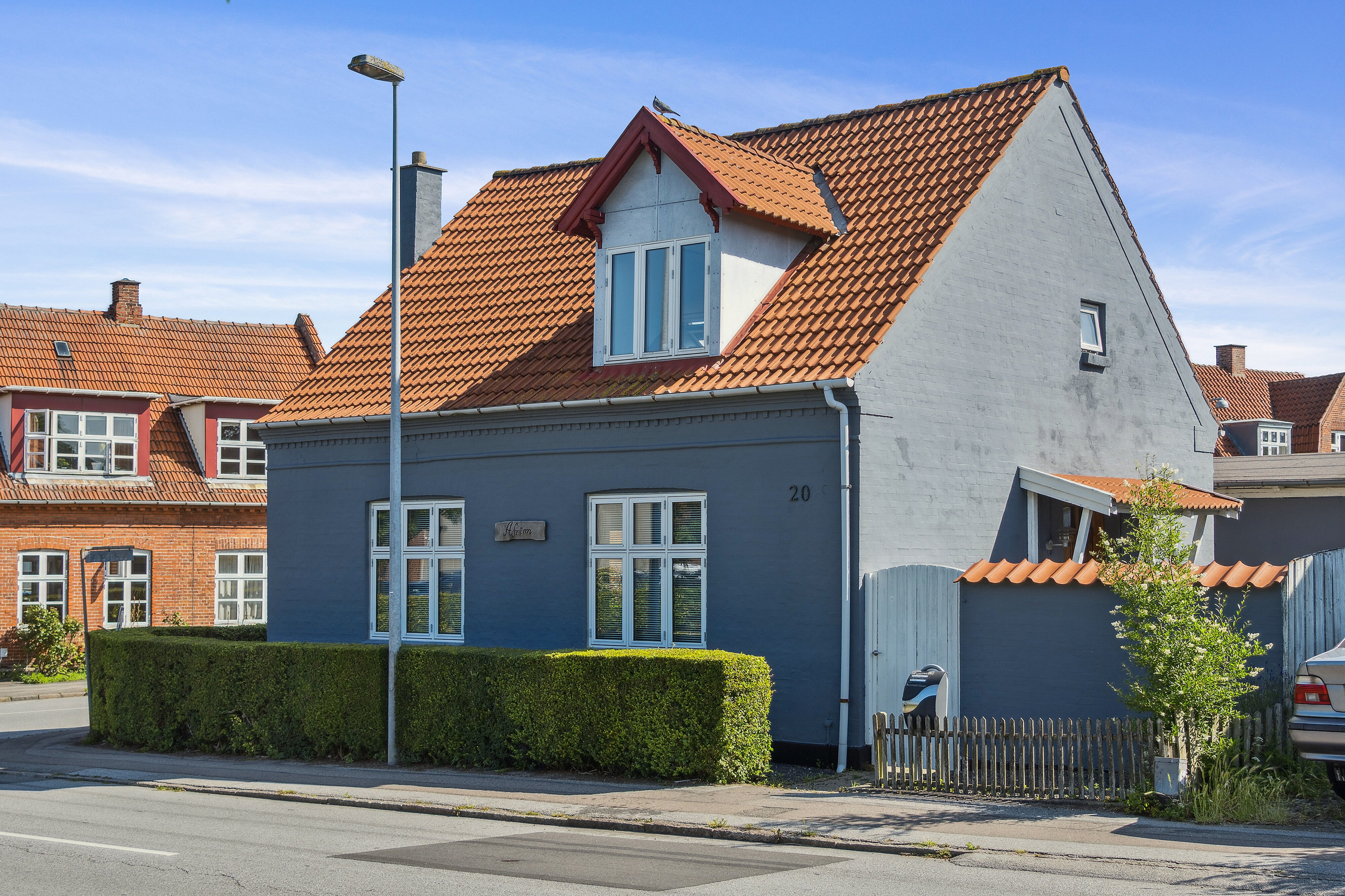 Fremhævet set fra vejen billede i fuldskærmstilstand. Billede af Grønvej 20, 4700 Næstved