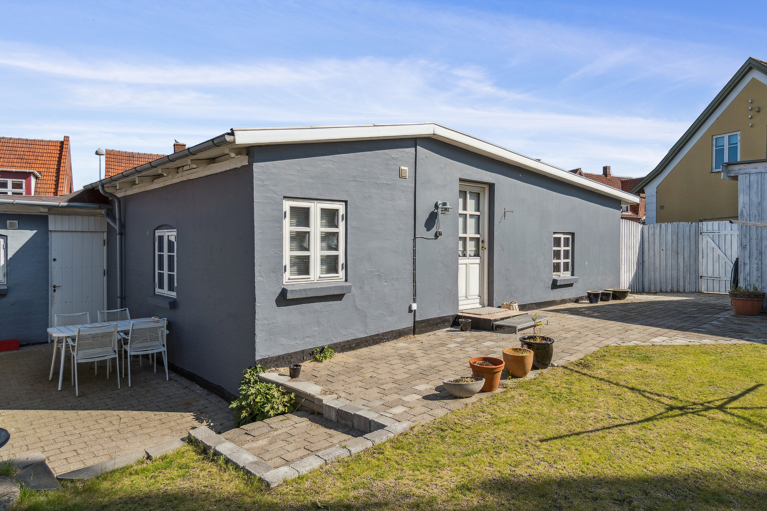 Fremhævet set fra haven billede i fuldskærmstilstand. Billede af Grønvej 20, 4700 Næstved