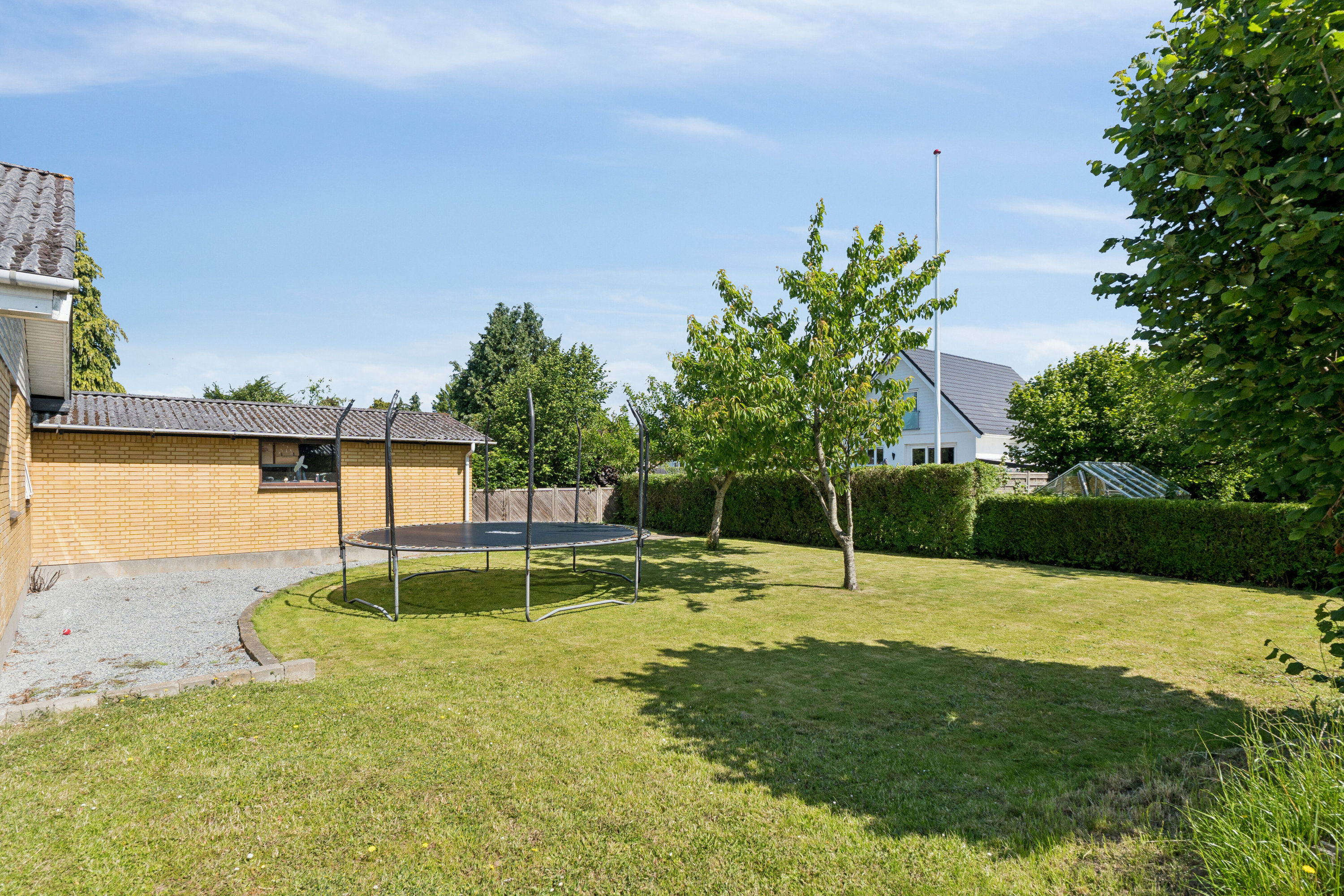 Fremhævet have billede i fuldskærmstilstand. Billede af Vinkelvej 10, 5853 Ørbæk