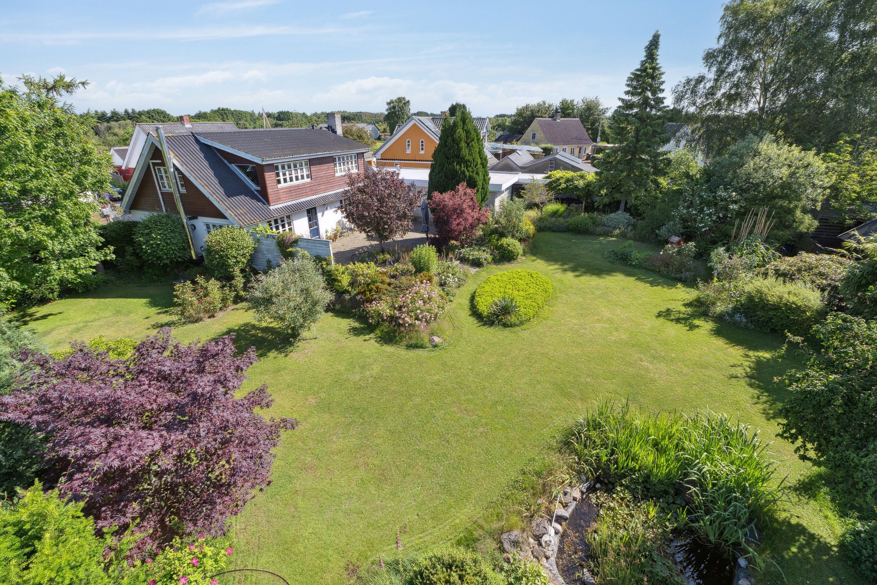 Miniaturebillede 1: luftfoto. Billede af Fjællebrovejen 35, Fjællebroen, 5762 Vester Skerninge