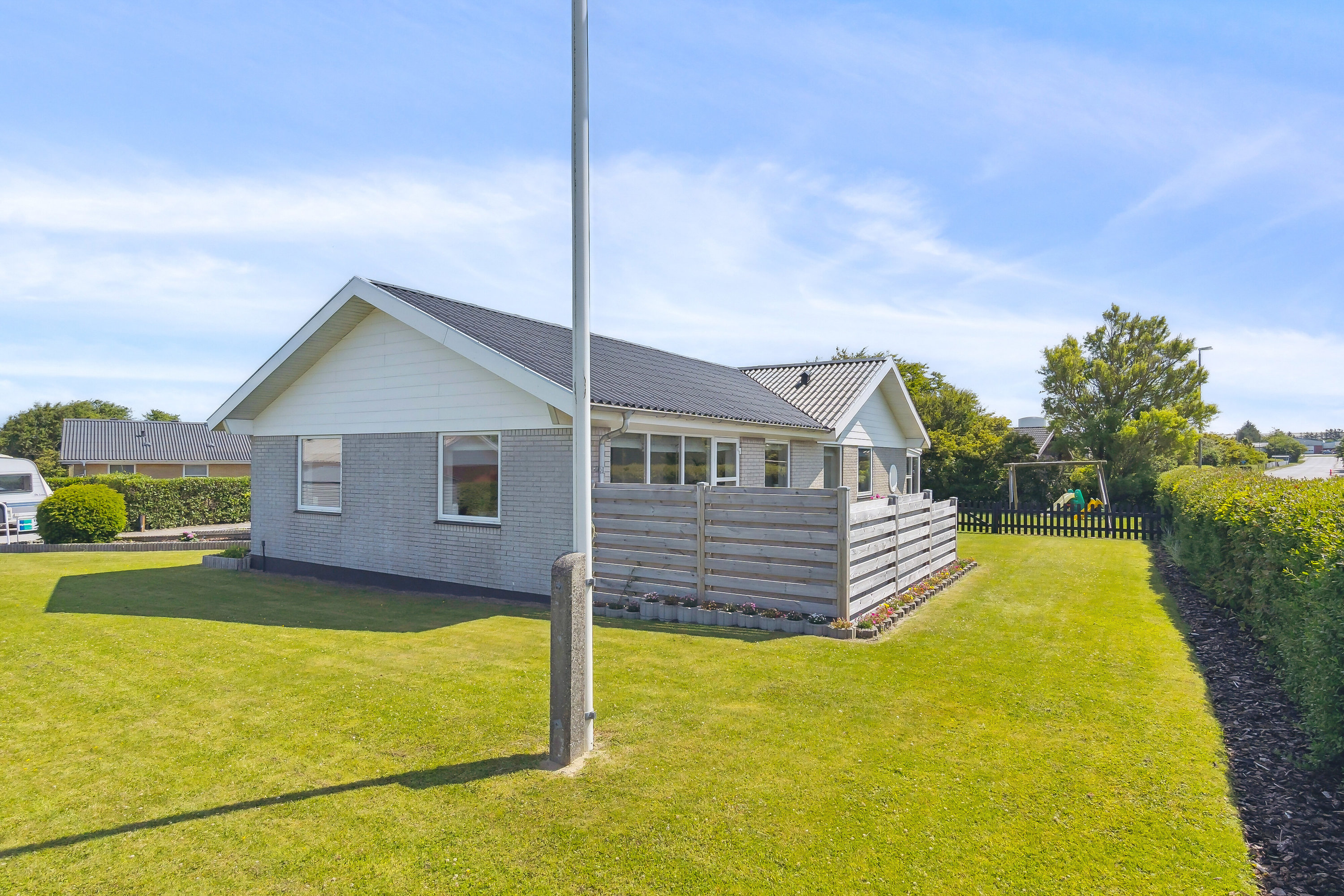 Fremhævet set fra haven billede i fuldskærmstilstand. Billede af Degnebakken 23, 7760 Hurup Thy