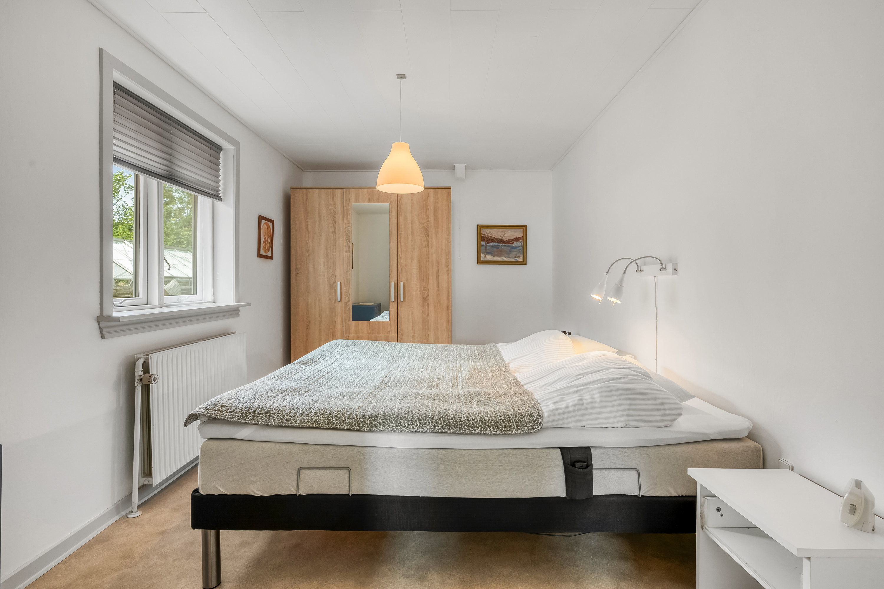 Fremhævet soveværelse billede i fuldskærmstilstand. Billede af Toelbjergvej 13, Hove, 7620 Lemvig