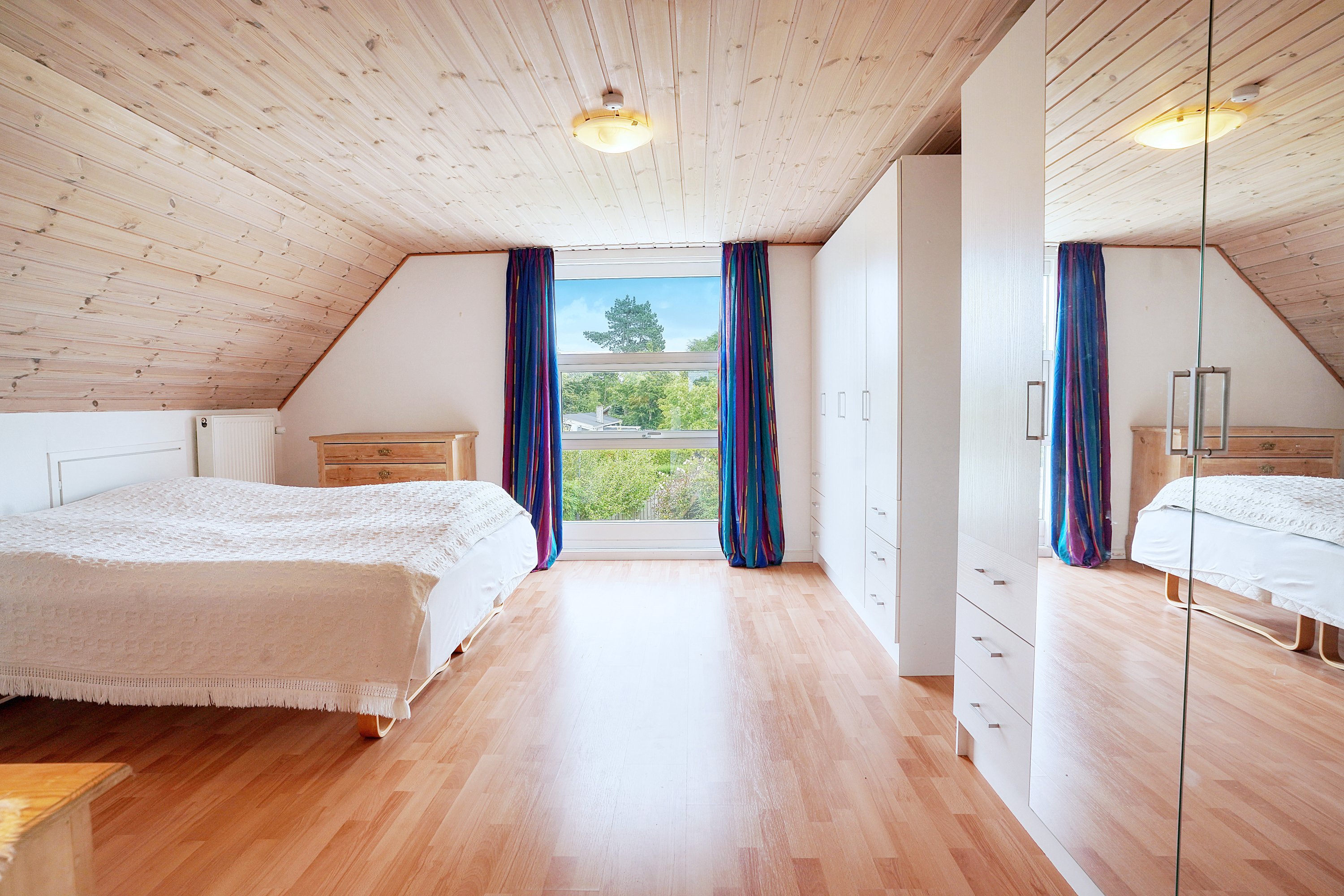 Fremhævet værelse billede i fuldskærmstilstand. Billede af Ibisvej 8, 3120 Dronningmølle