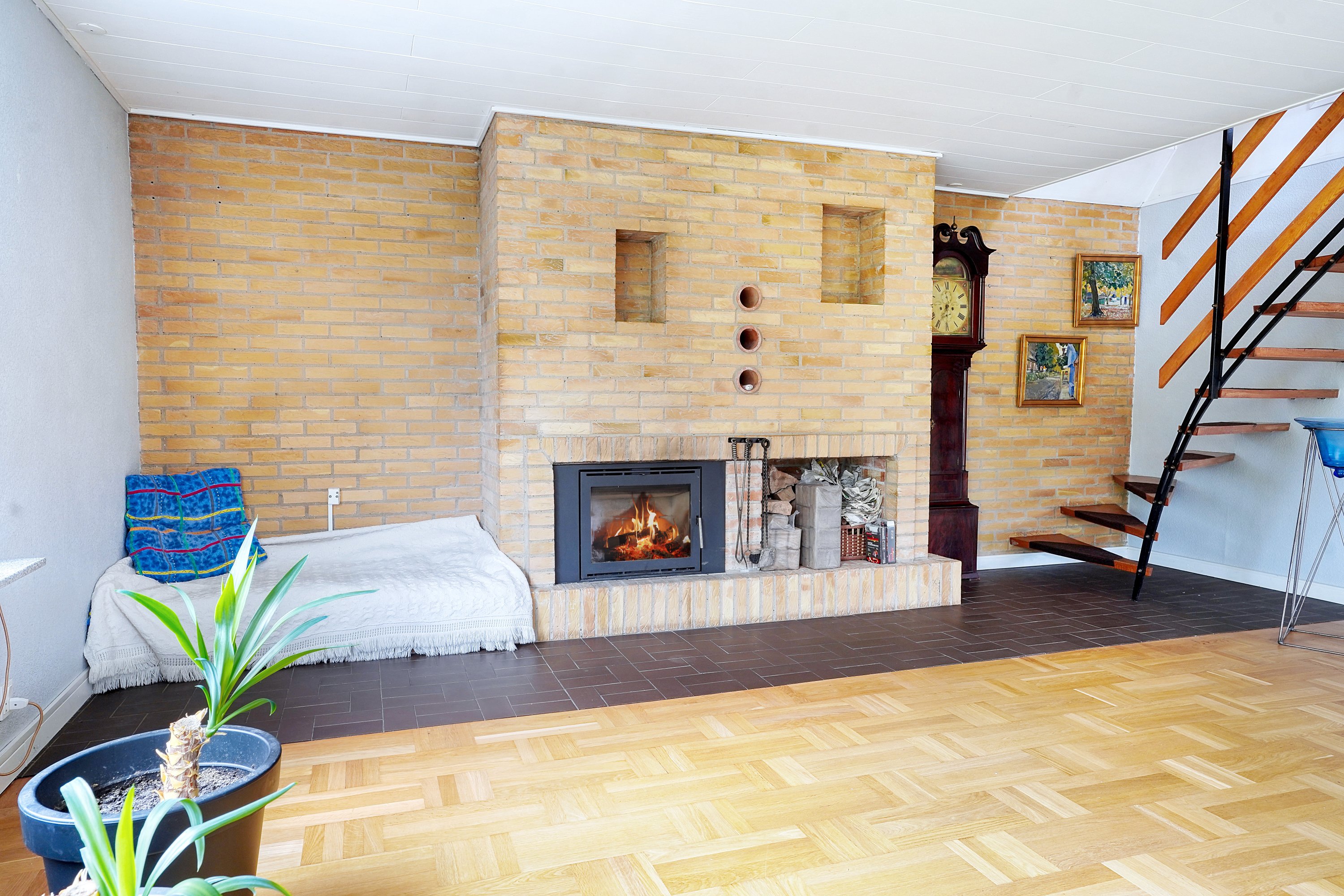 Fremhævet stue billede i fuldskærmstilstand. Billede af Ibisvej 8, 3120 Dronningmølle