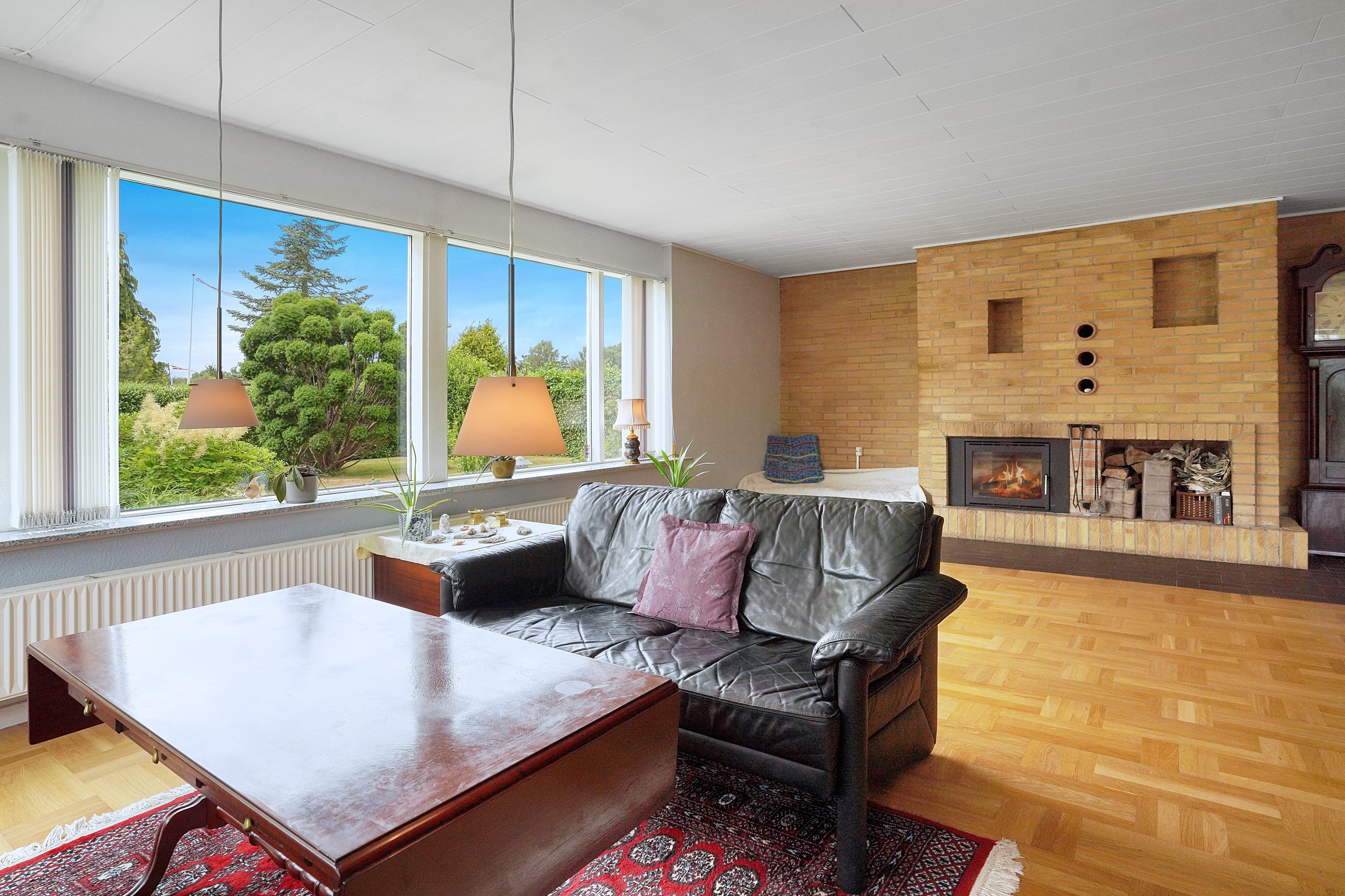 Fremhævet stue billede i fuldskærmstilstand. Billede af Ibisvej 8, 3120 Dronningmølle