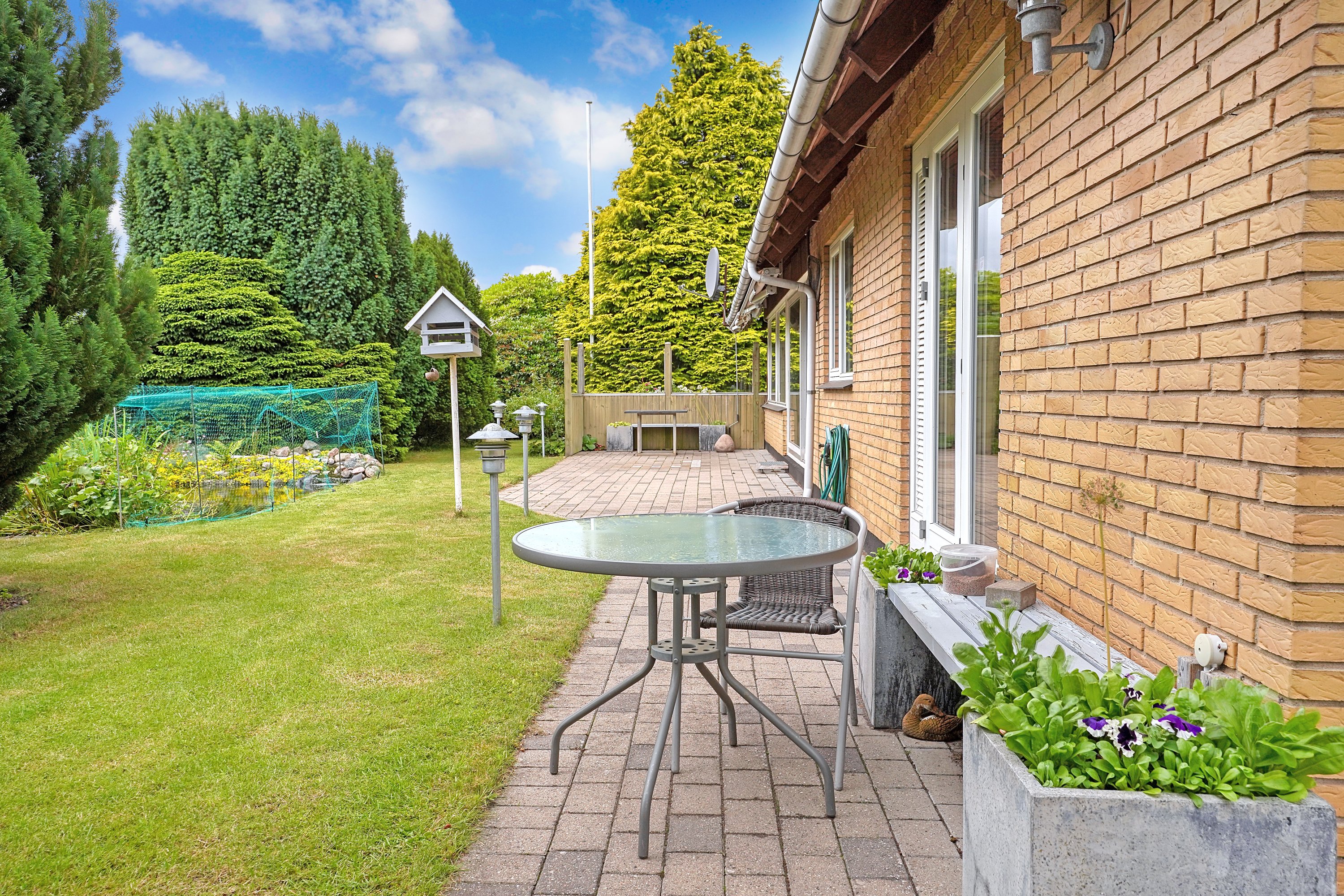 Fremhævet terrasse billede i fuldskærmstilstand. Billede af Ibisvej 8, 3120 Dronningmølle