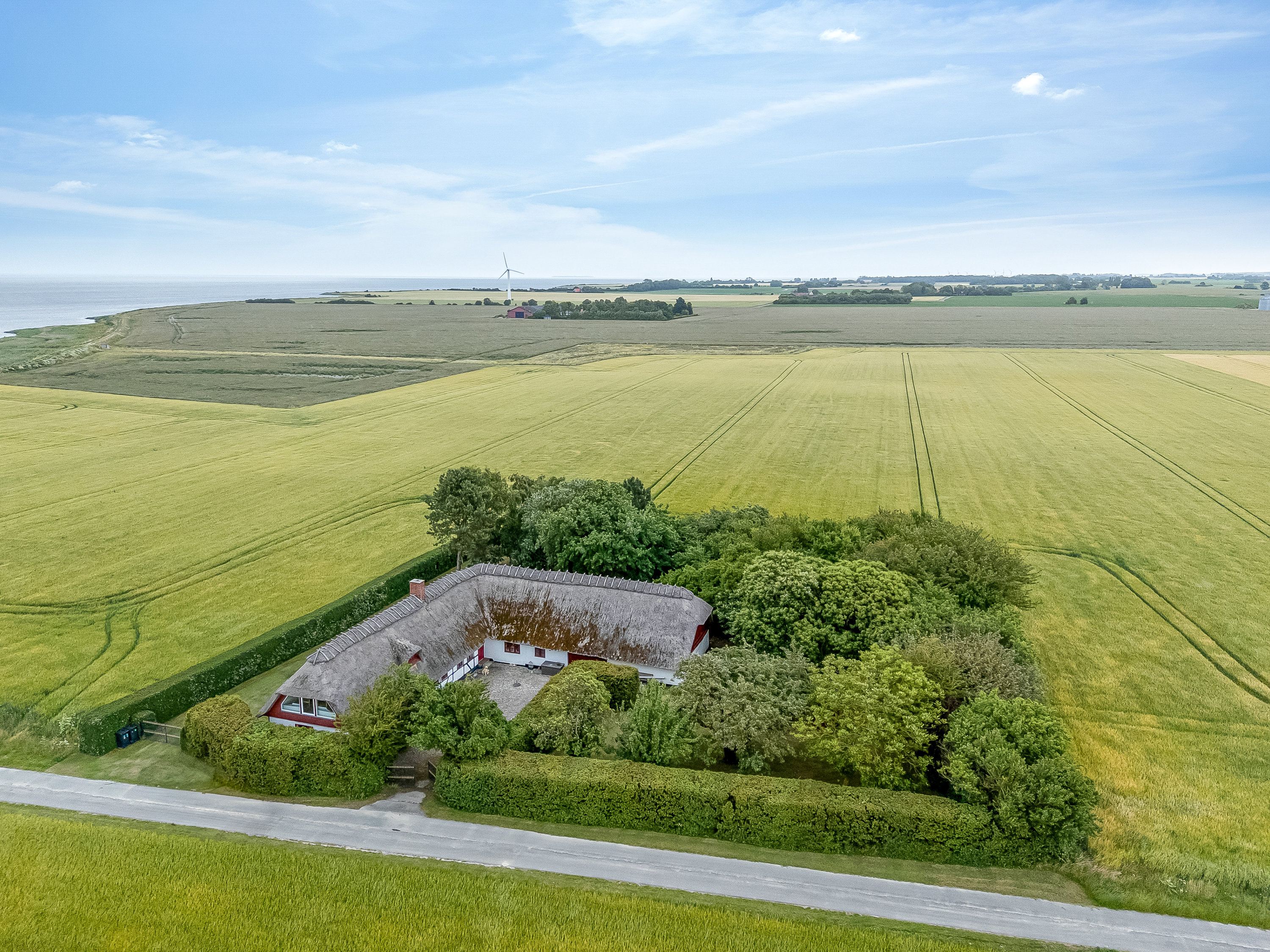 Fremhævet luftfoto billede i fuldskærmstilstand. Billede af Uglevejen 16, Vindeby, 4913 Horslunde