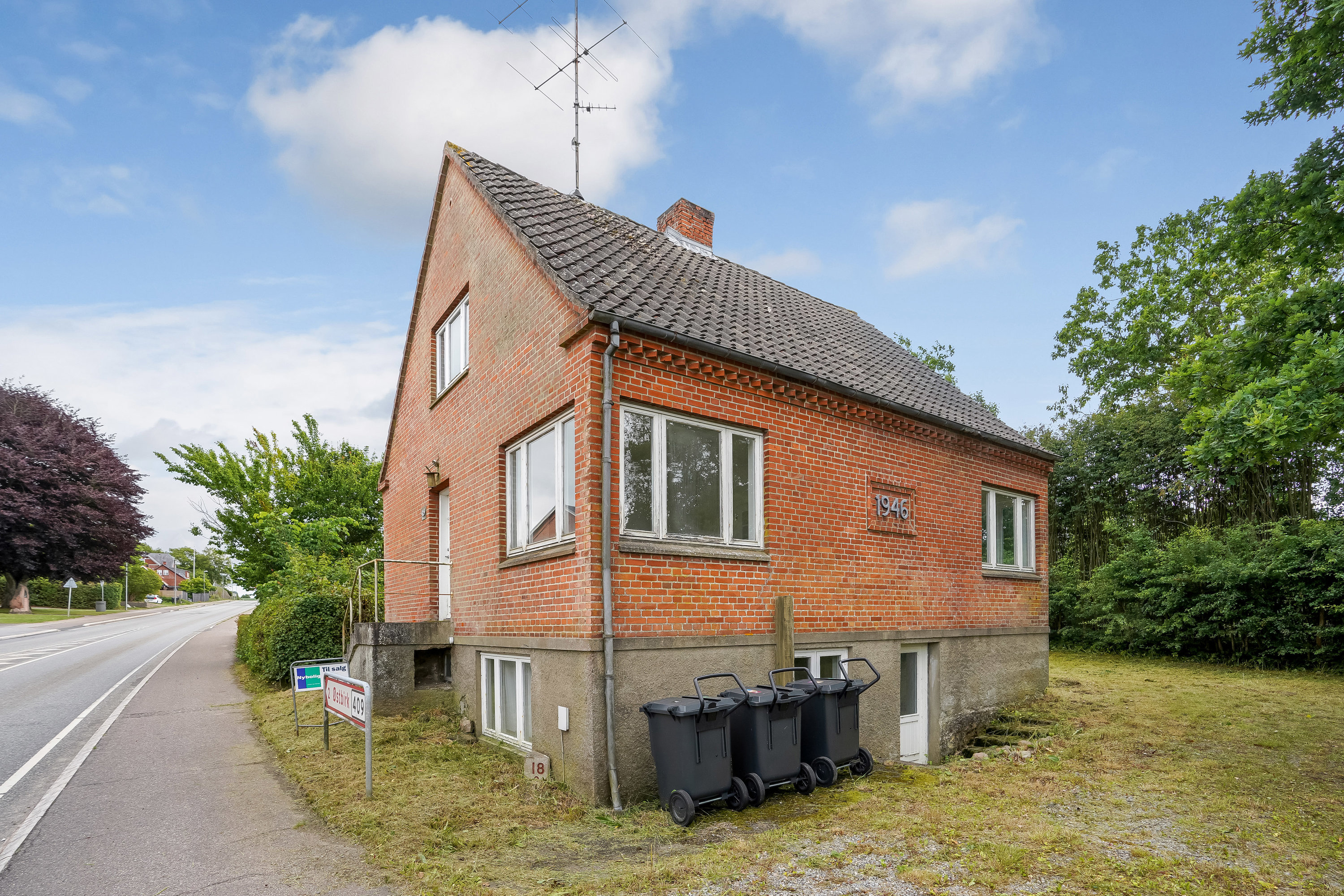 Fremhævet ejendommen billede i fuldskærmstilstand. Billede af Vestbirkvej 49, Vestbirk, 8752 Østbirk