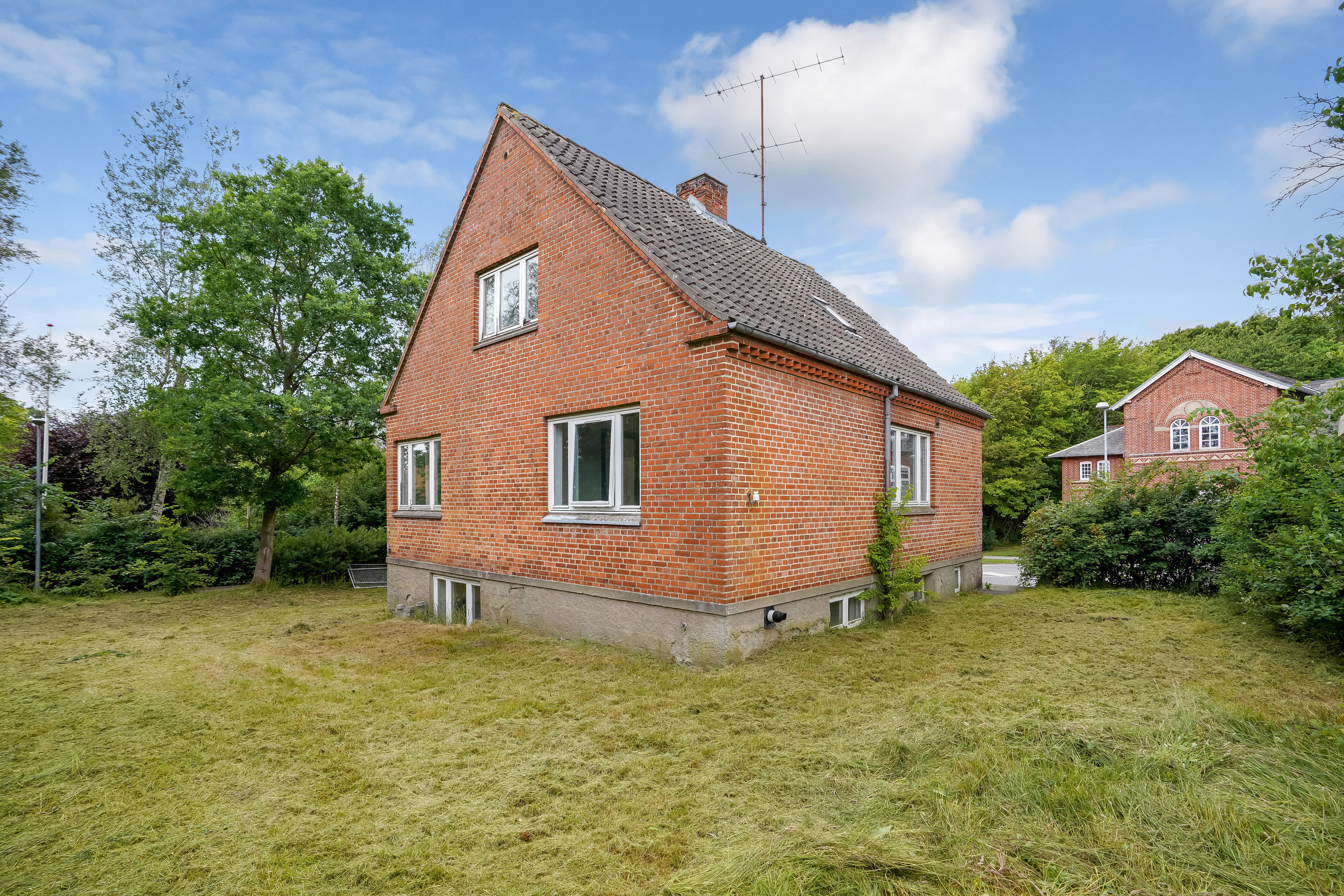 Miniaturebillede 1: ejendommen. Billede af Vestbirkvej 49, Vestbirk, 8752 Østbirk