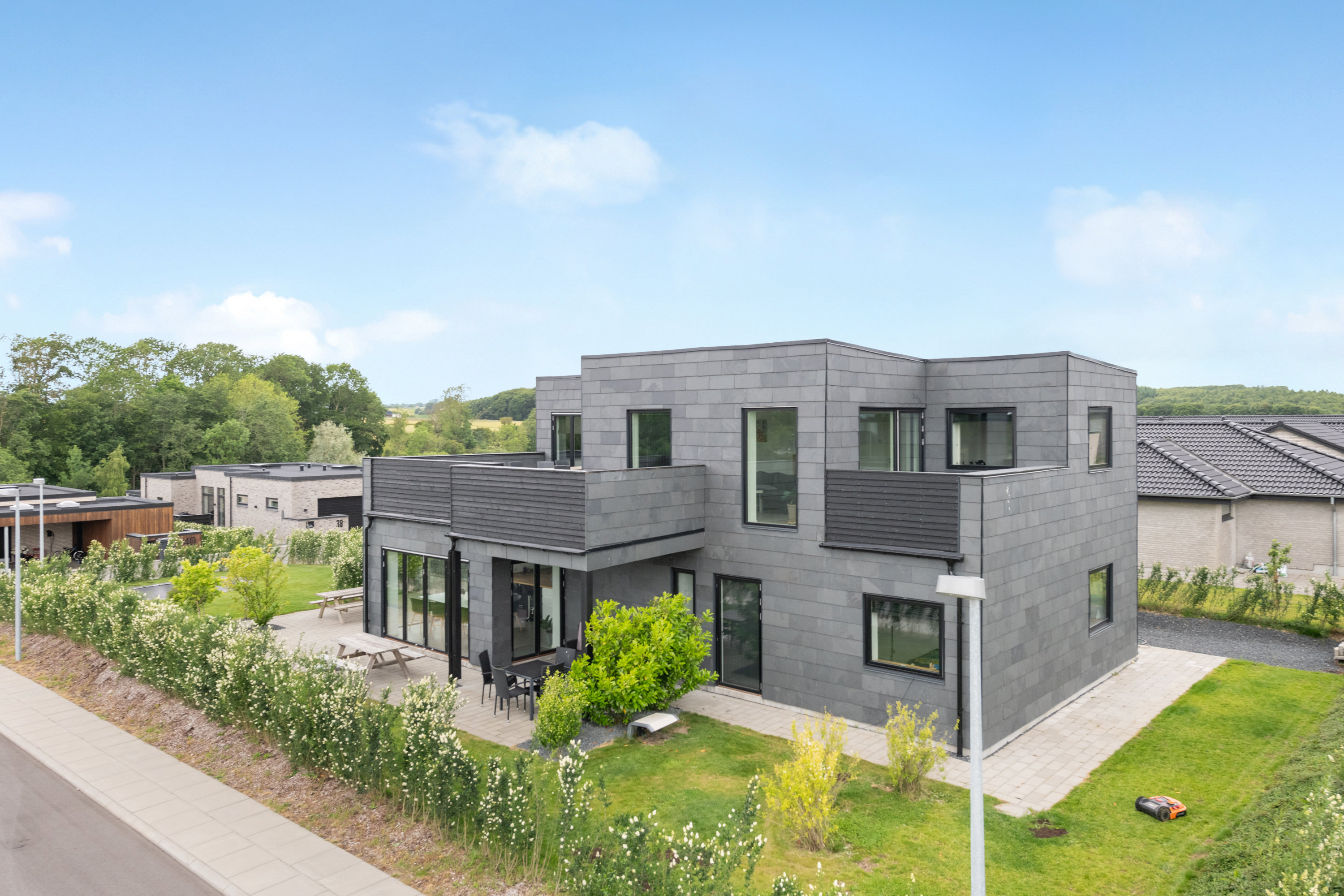 Fremhævet  billede i fuldskærmstilstand. Billede af Nørredalen 26, 8670 Låsby