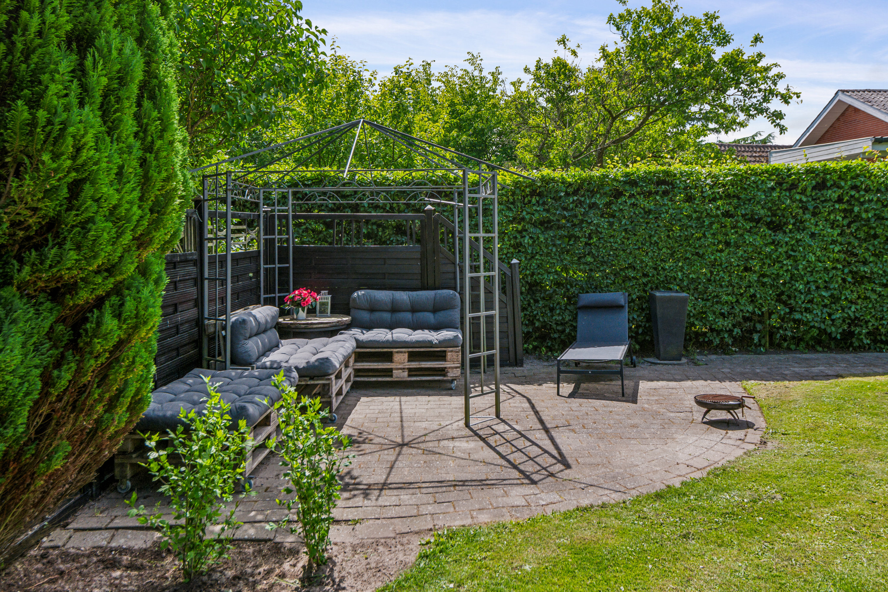 Fremhævet have billede i fuldskærmstilstand. Billede af Skovvej 34, 9510 Arden