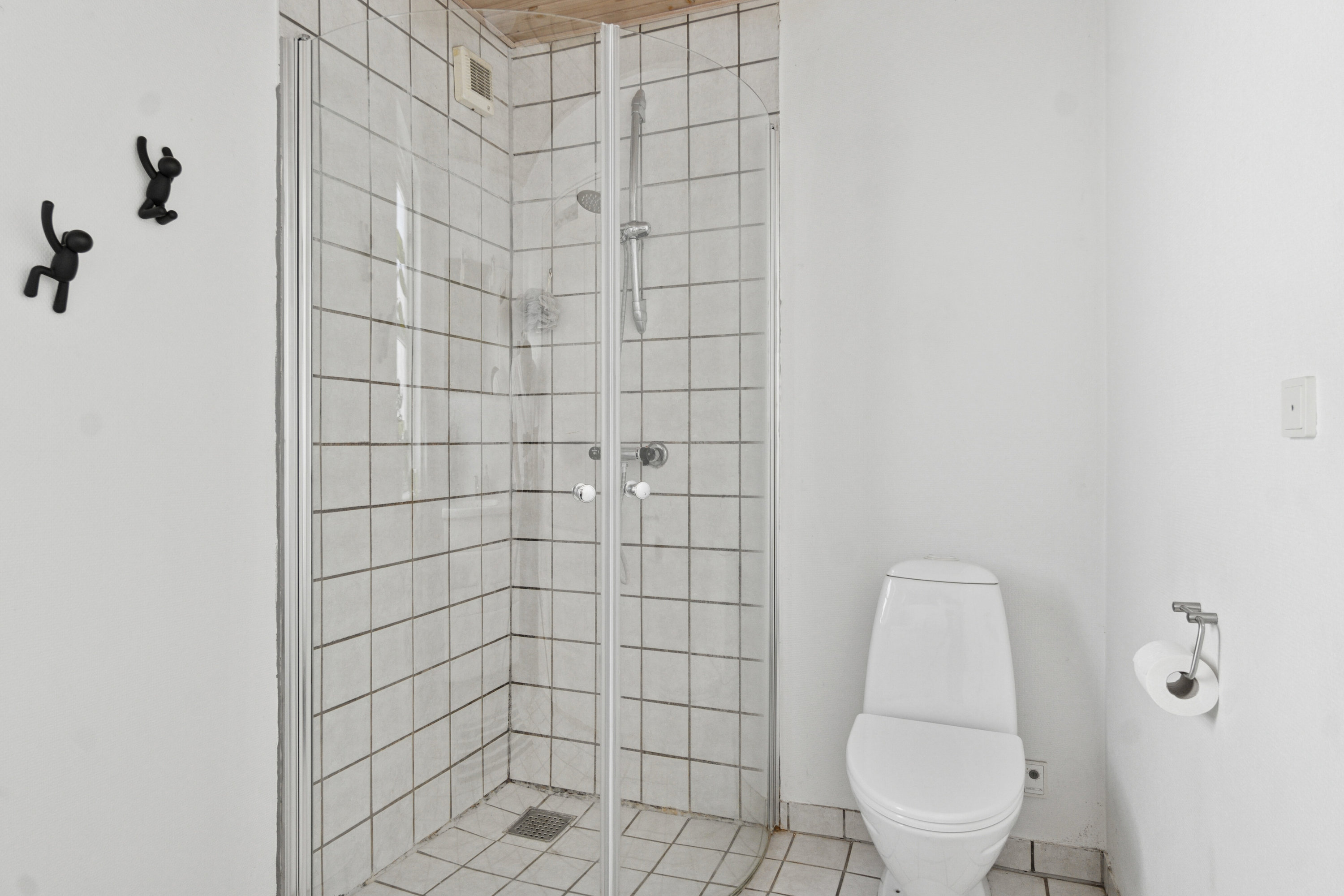 Fremhævet badeværelse billede i fuldskærmstilstand. Billede af Bag Volden 4, 4241 Vemmelev