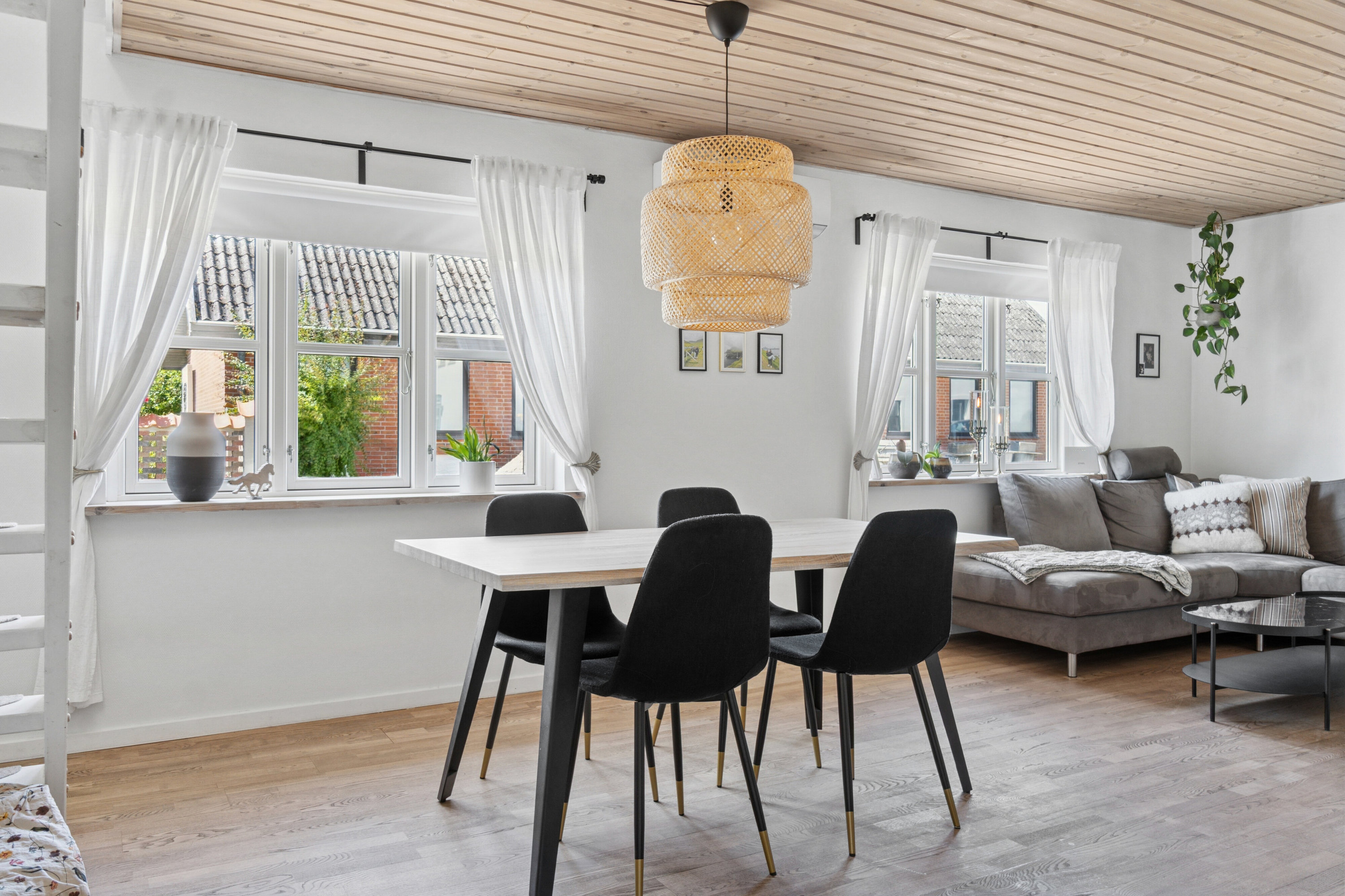 Fremhævet stue billede i fuldskærmstilstand. Billede af Bag Volden 4, 4241 Vemmelev