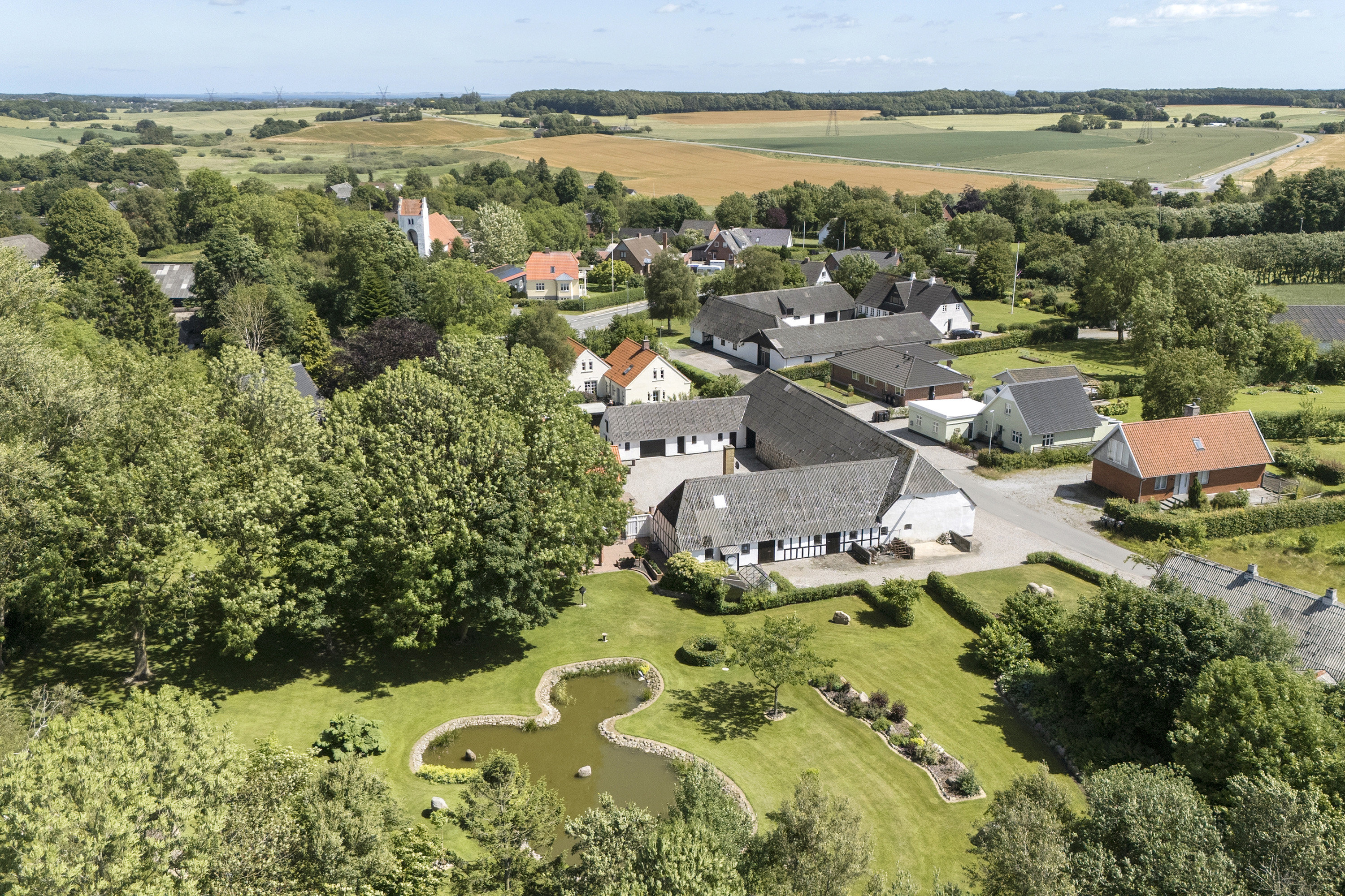 Fremhævet ejendommen billede i fuldskærmstilstand. Billede af Vandværksvej 4, Torrild, 8300 Odder