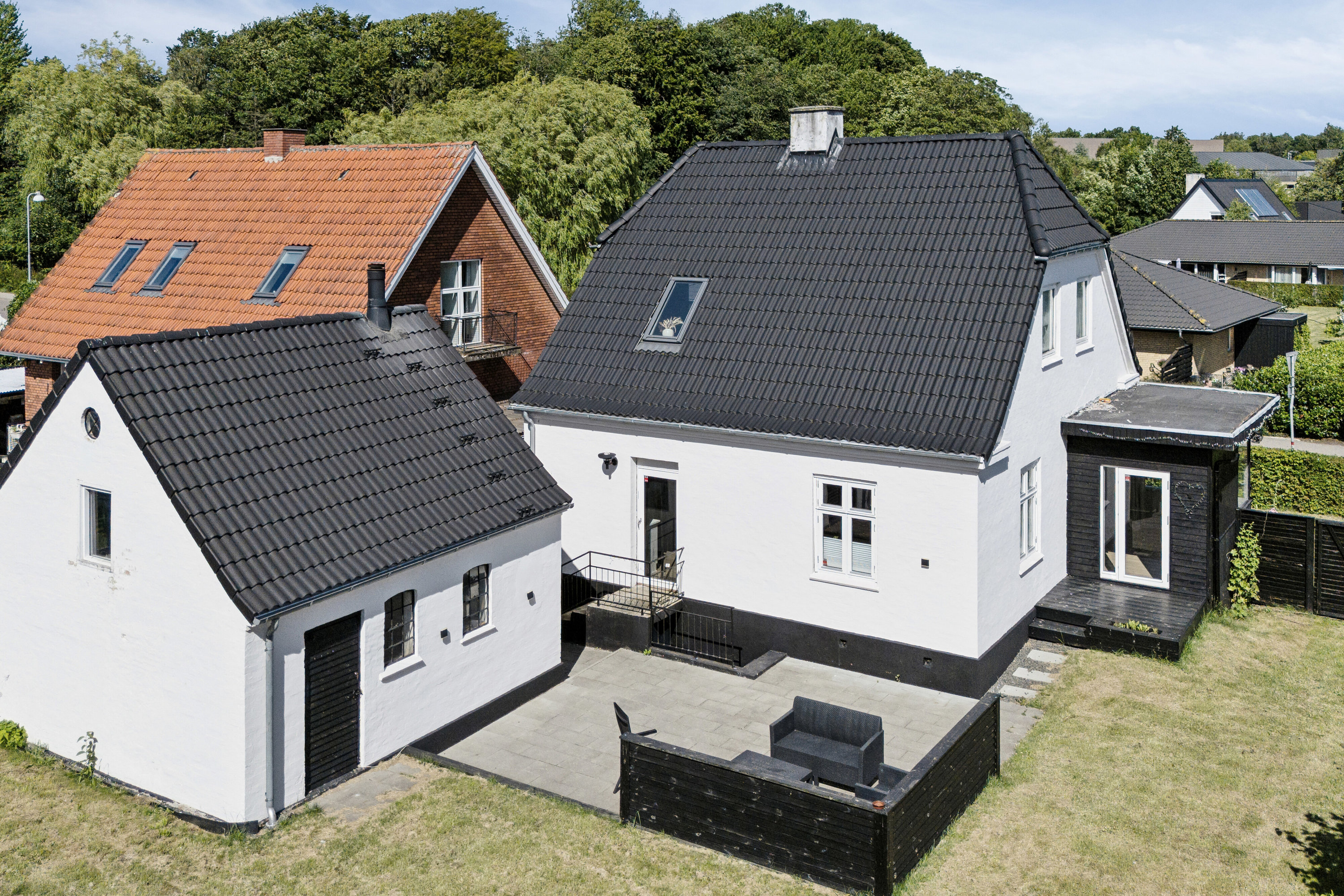 Miniaturebillede 1: set fra haven. Billede af Esterhøjvej 11, 4550 Asnæs