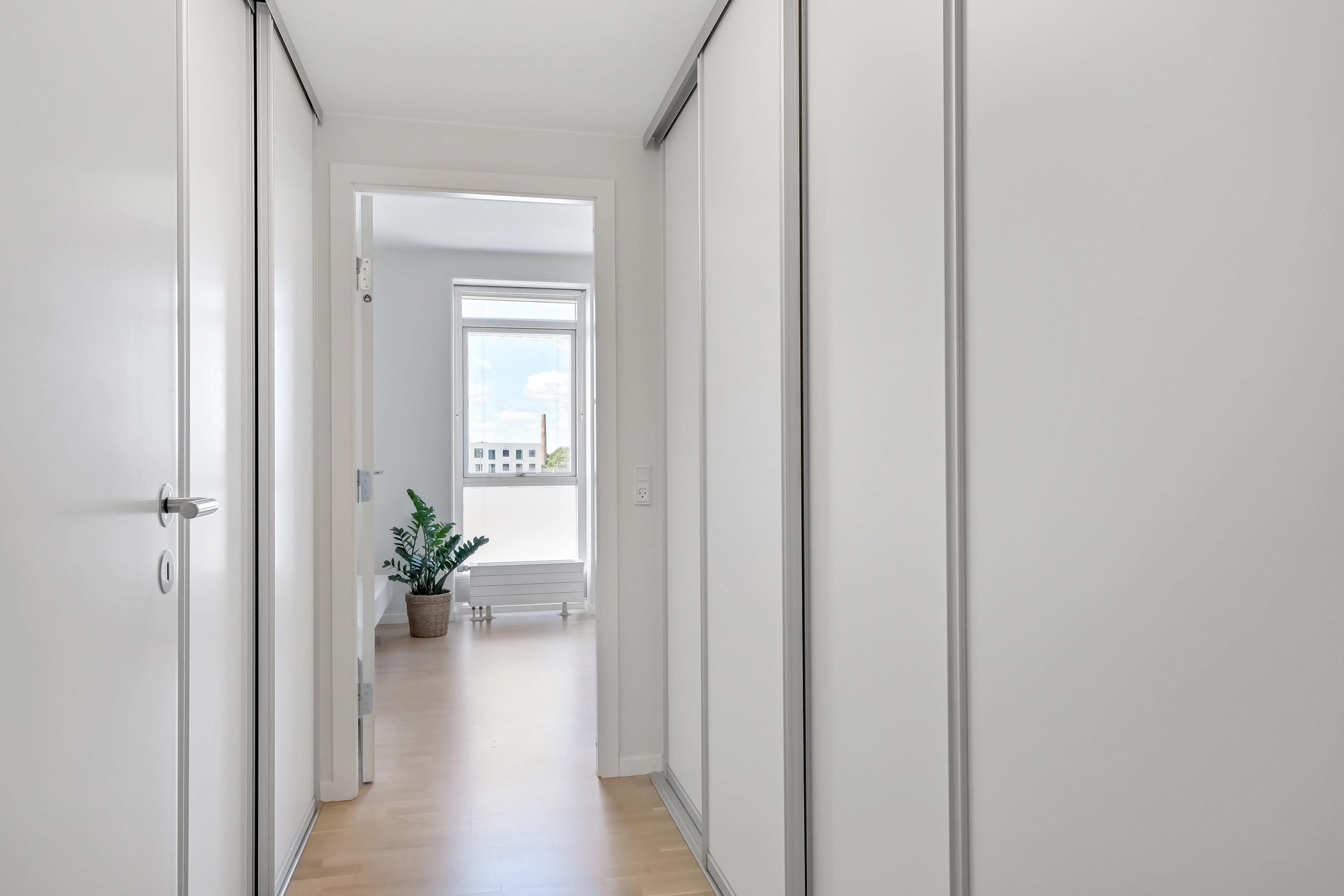 Fremhævet garderobe billede i fuldskærmstilstand. Billede af Jyllandsgade 4, 3. tv., 7400 Herning