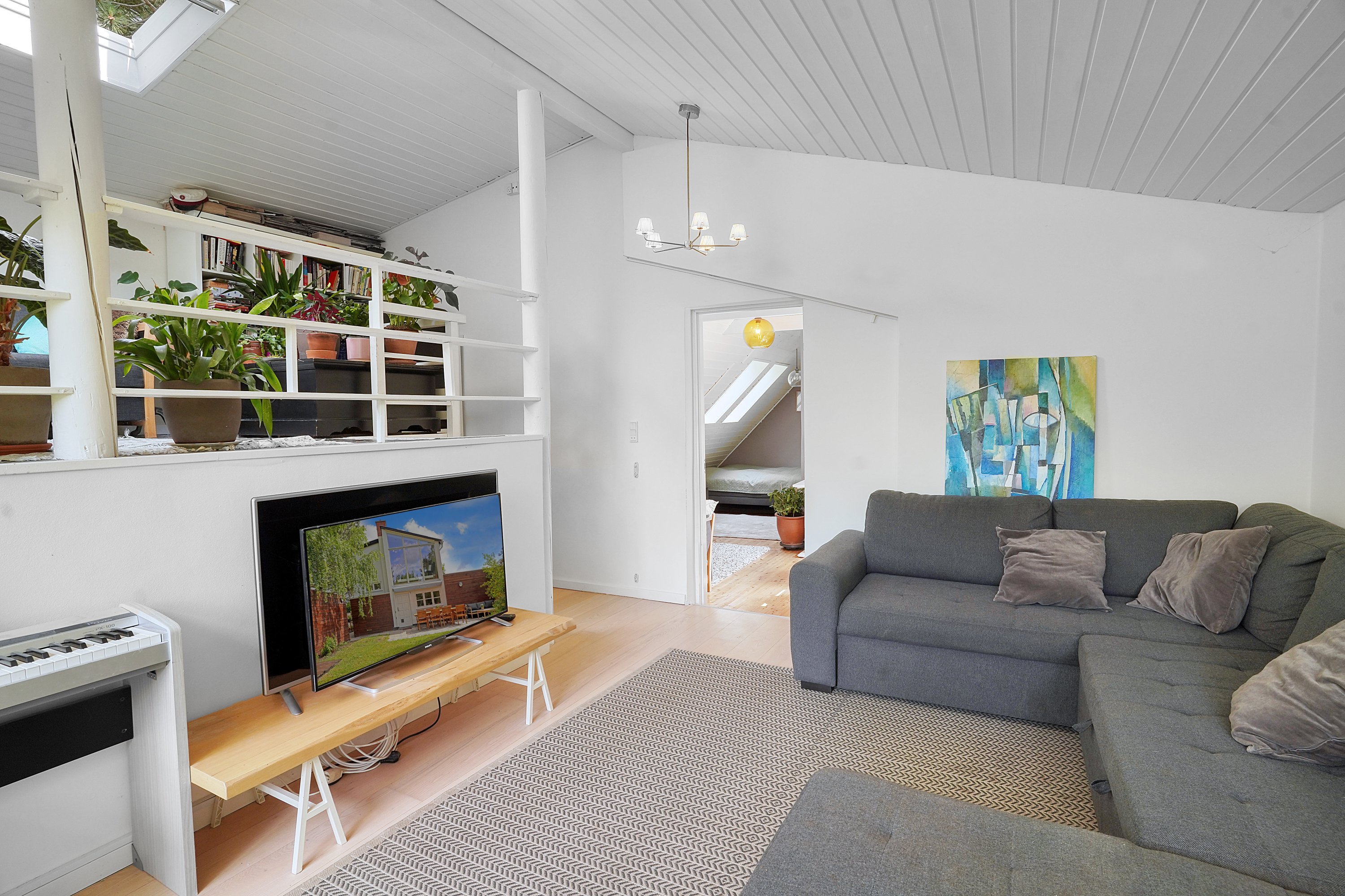 Fremhævet stue billede i fuldskærmstilstand. Billede af Høje Lønholt 12A, Lønholt, 3480 Fredensborg