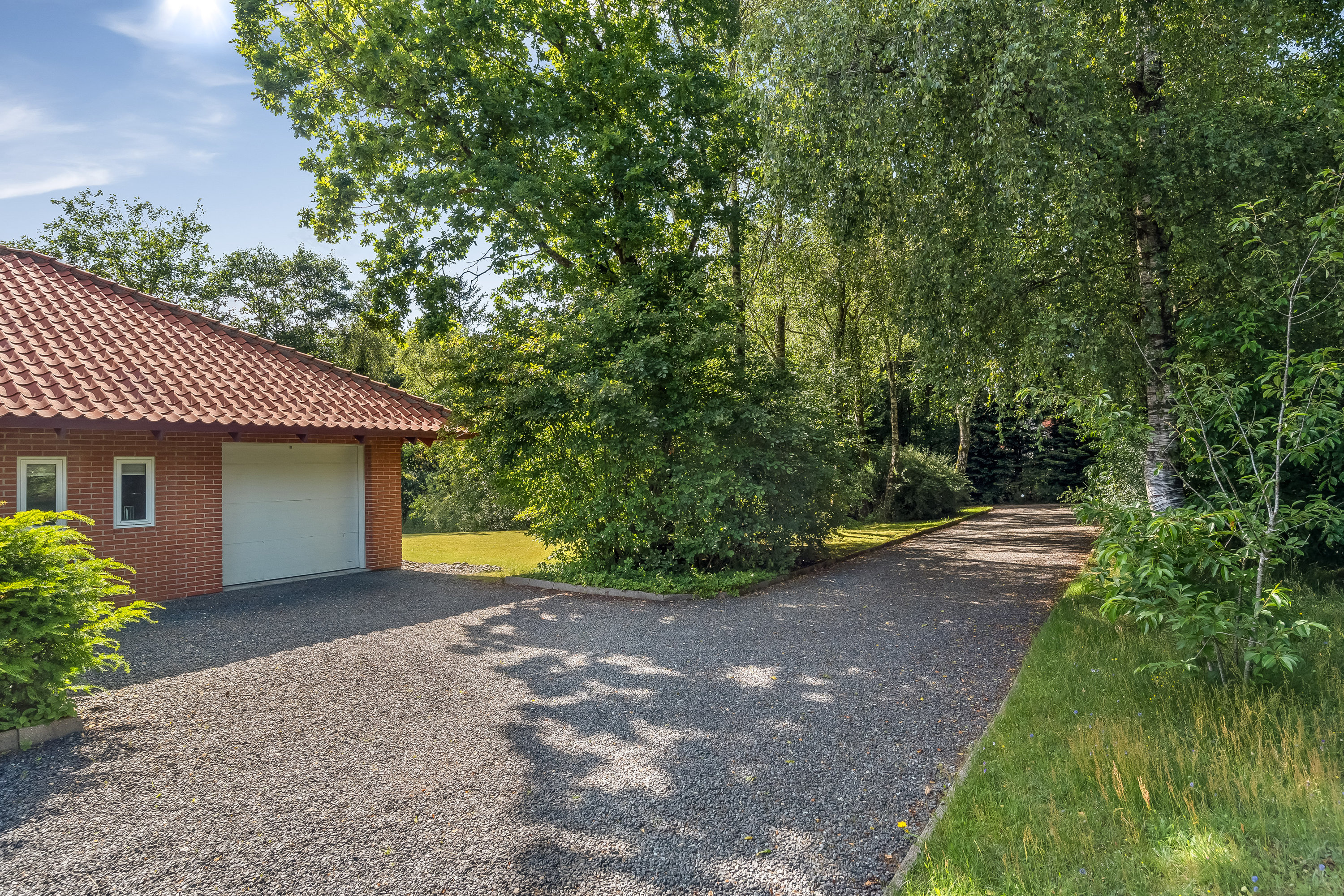 Fremhævet indkørsel billede i fuldskærmstilstand. Billede af Lilleåvej 5, Råsted, 7500 Holstebro