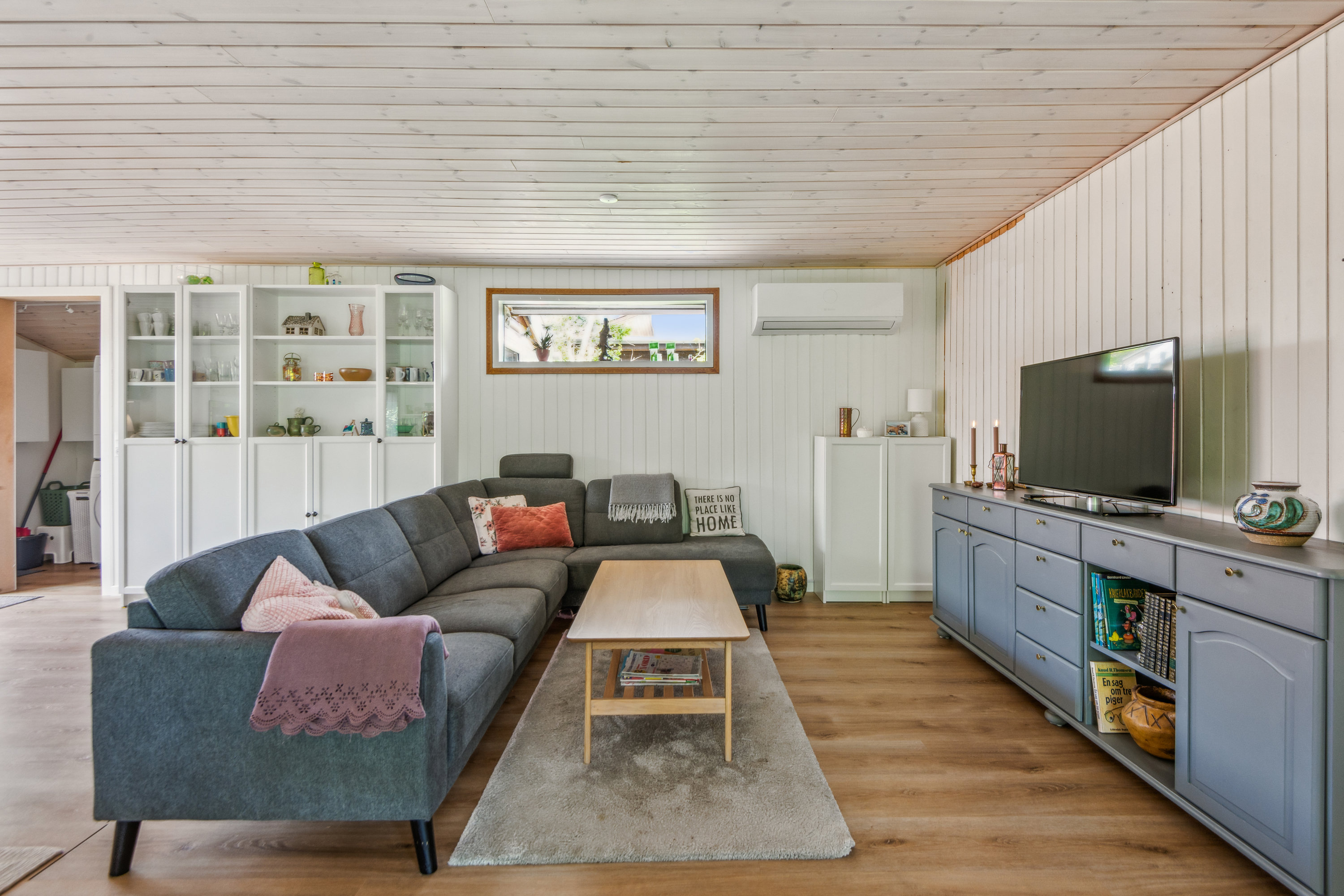 Fremhævet stue billede i fuldskærmstilstand. Billede af Ålerusen 47, 9240 Nibe